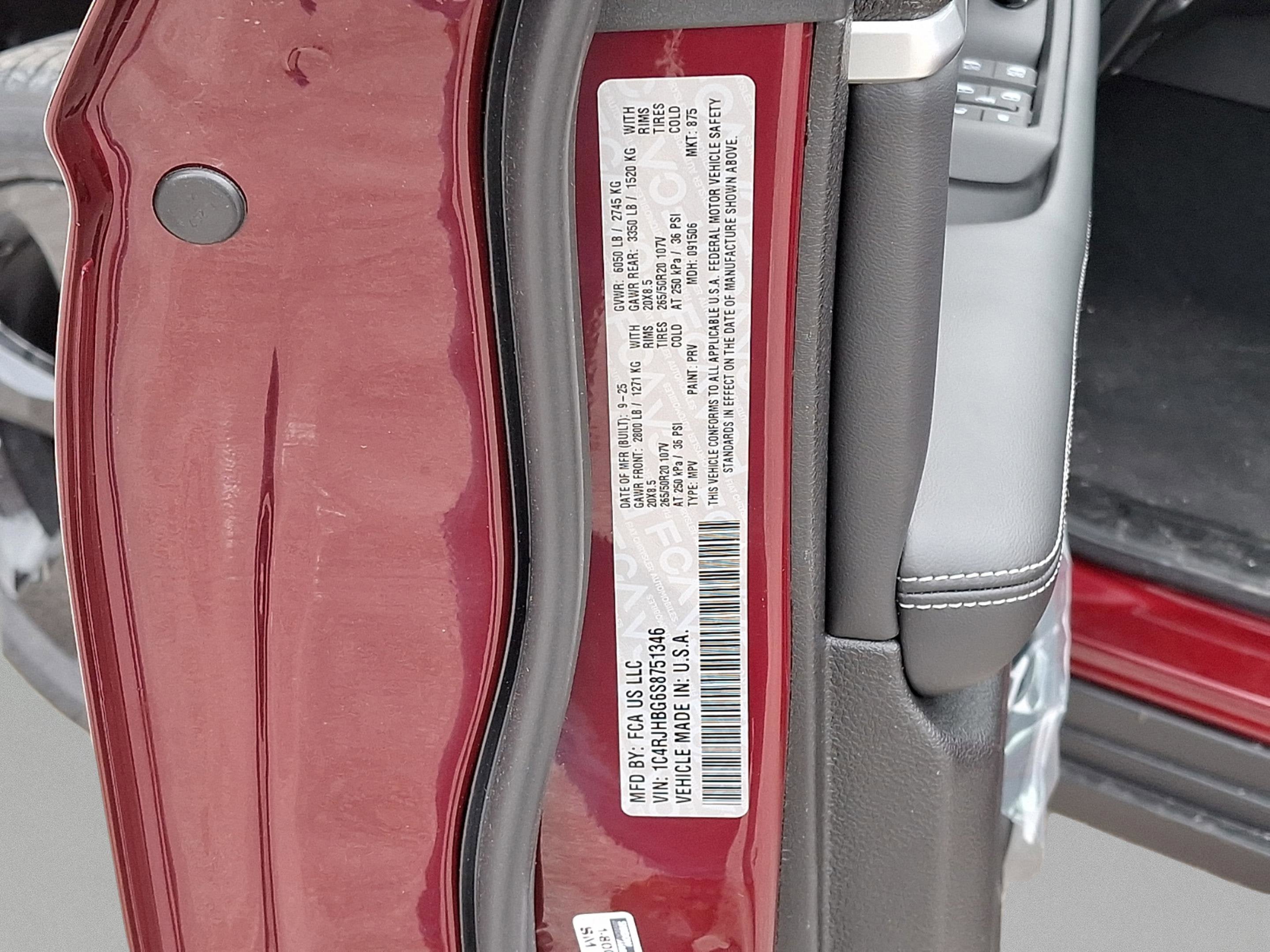 2025 Jeep Grand Cherokee GRAND CHEROKEE LIMITED 4X4