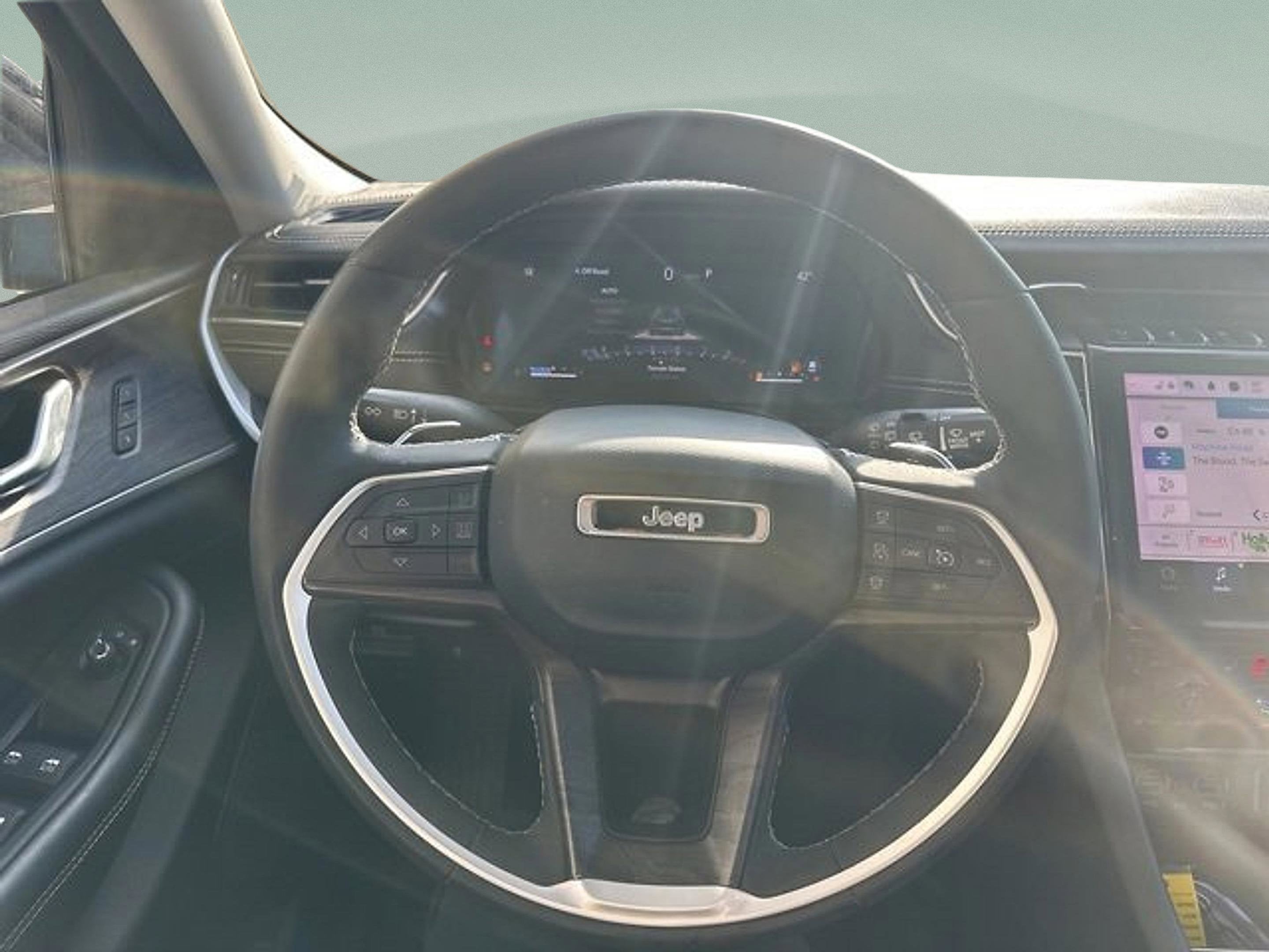 2023 Jeep Grand Cherokee Limited 4x4