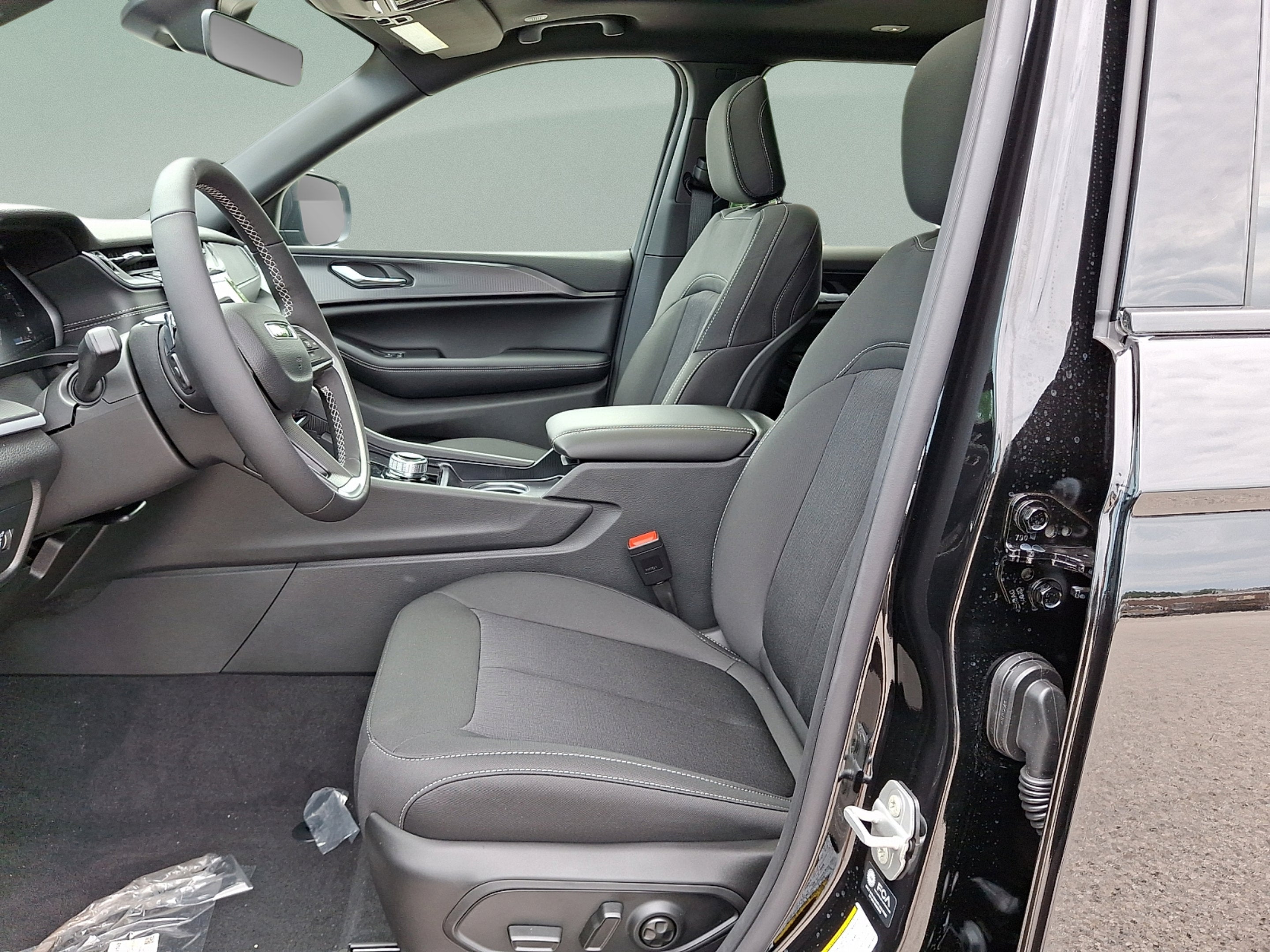 2026 Jeep Grand Cherokee GRAND CHEROKEE L LAREDO X 4X4