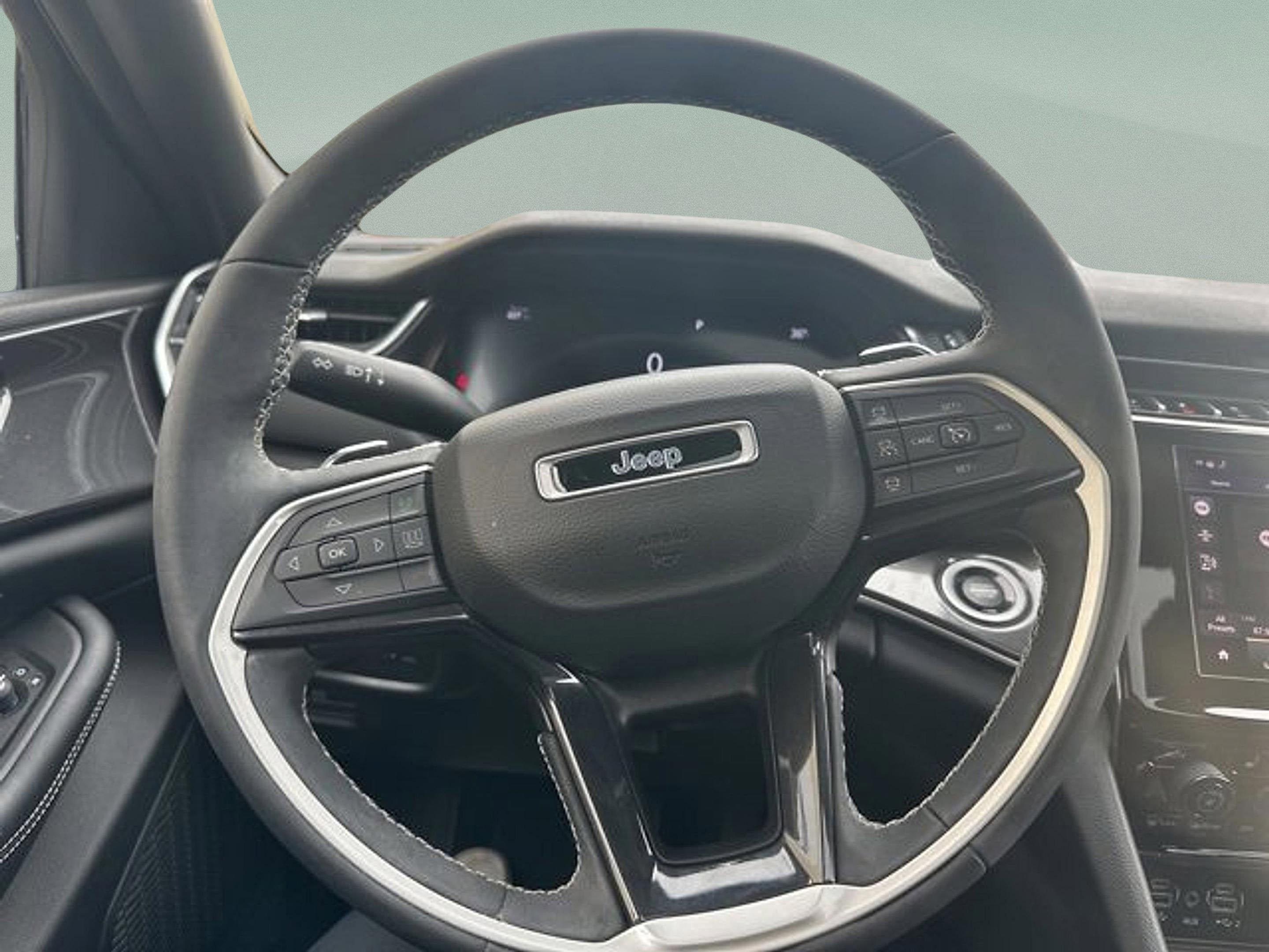 2023 Jeep Grand Cherokee L Altitude 4x4