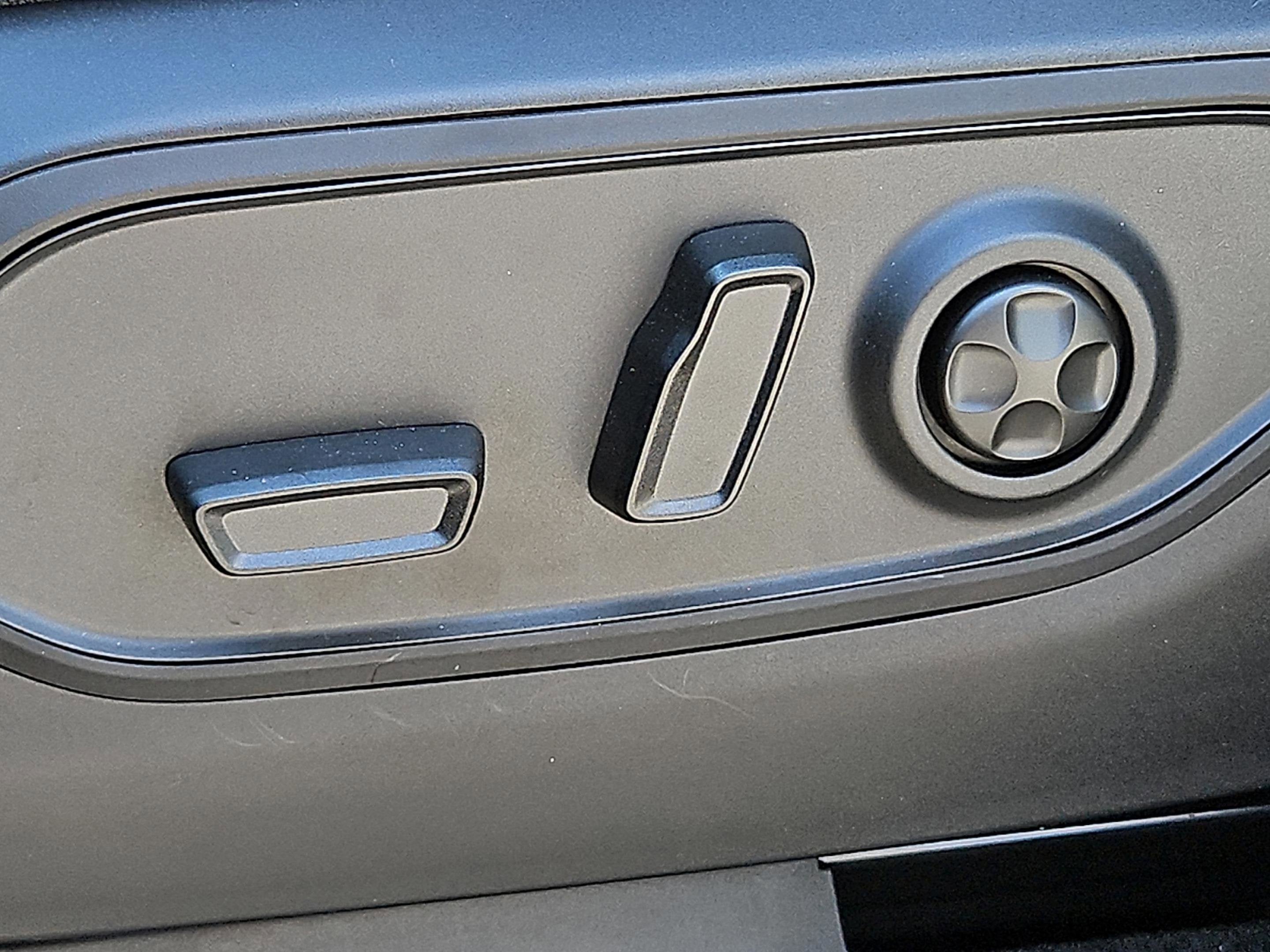 2025 Jeep Grand Cherokee GRAND CHEROKEE L ALTITUDE 4X4