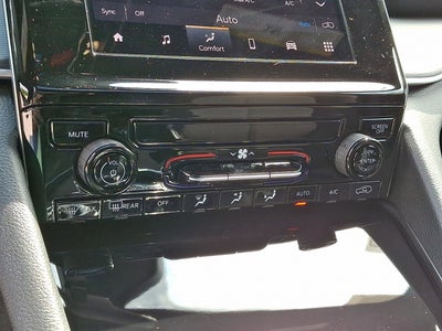 2025 Jeep Grand Cherokee GRAND CHEROKEE L LAREDO X 4X4