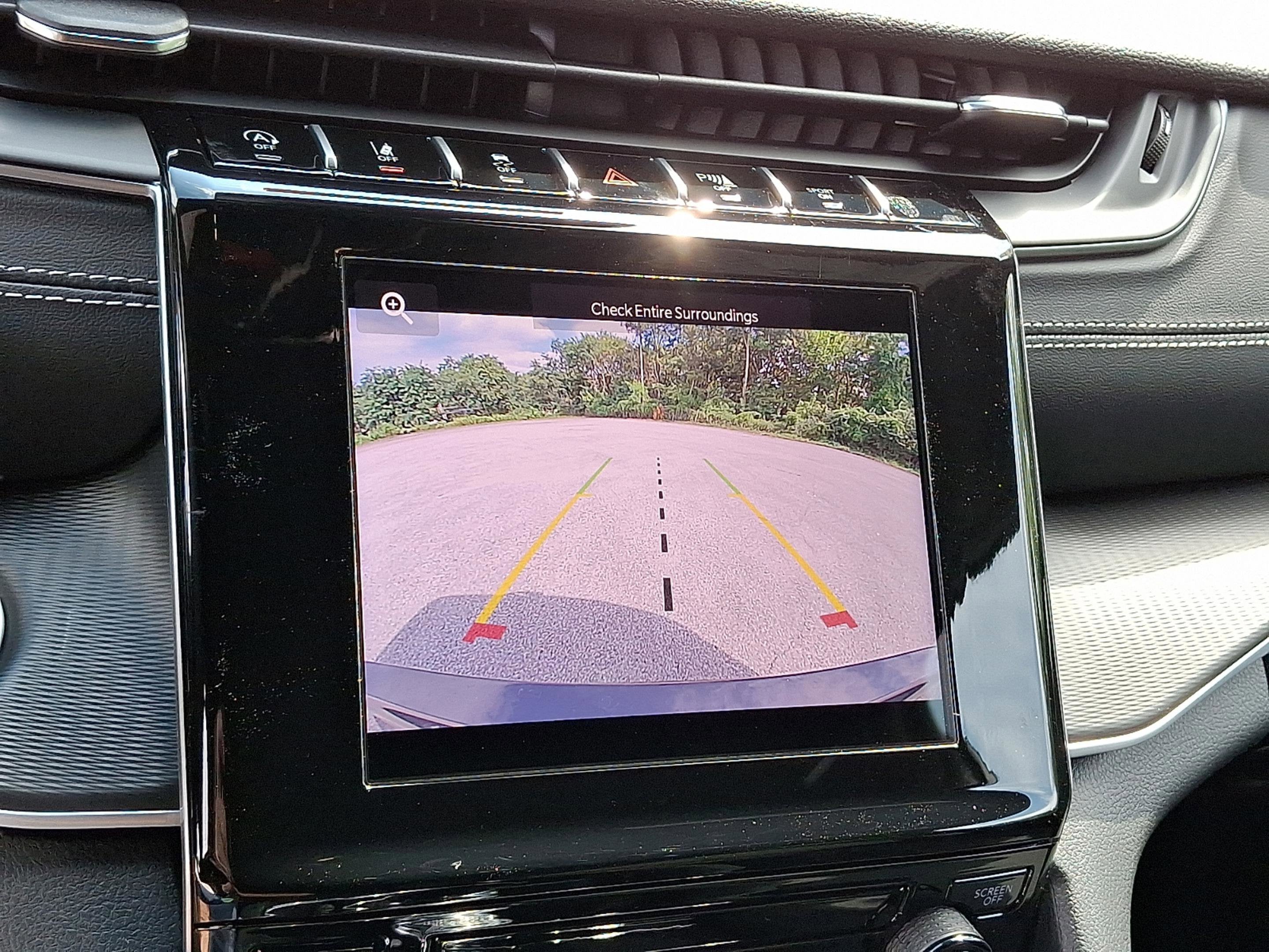 2025 Jeep Grand Cherokee GRAND CHEROKEE L LAREDO X 4X4