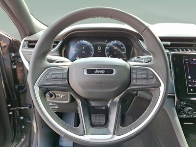 2025 Jeep Grand Cherokee GRAND CHEROKEE L LAREDO X 4X4