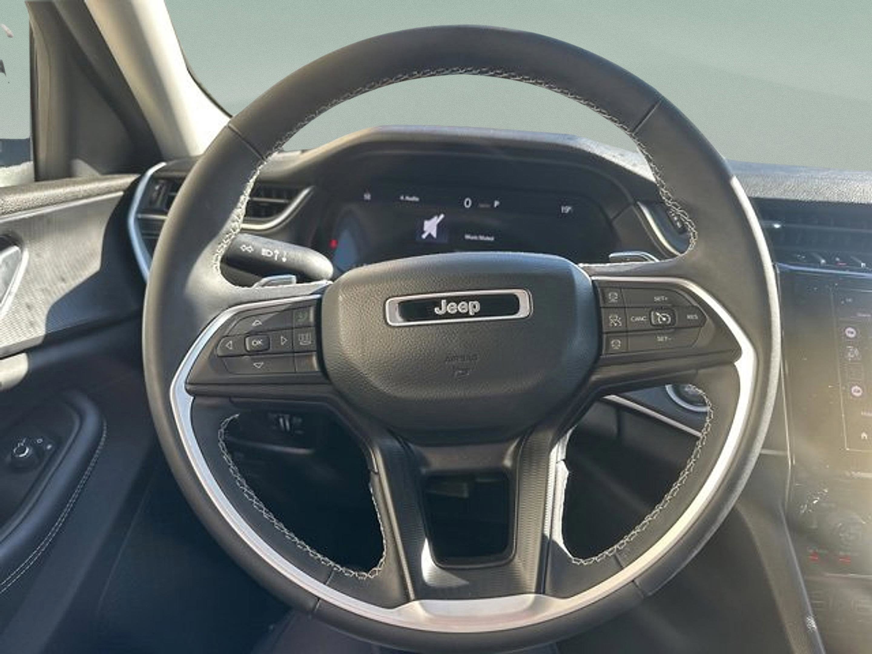 2024 Jeep Grand Cherokee L Laredo X 4x4