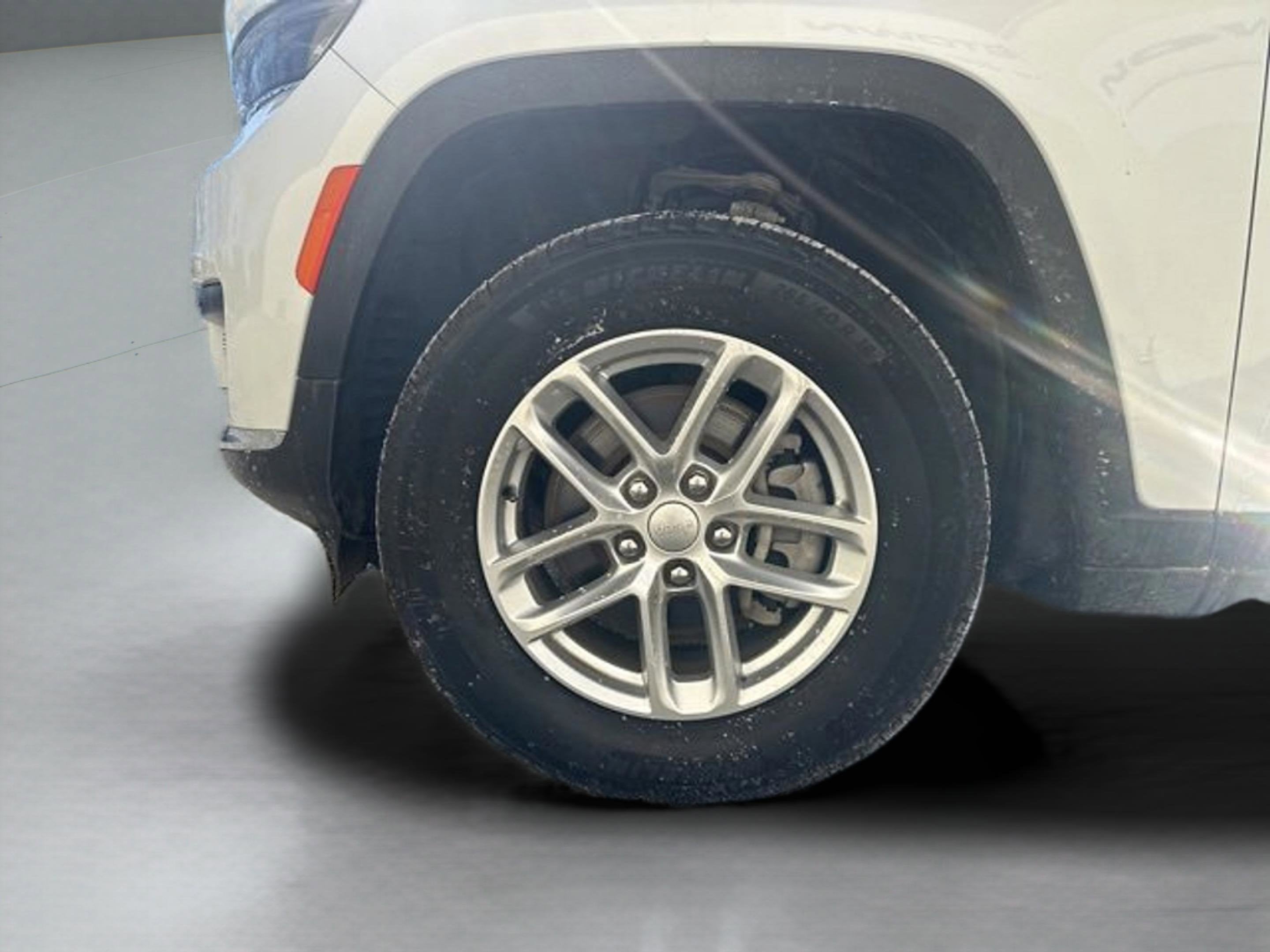 2024 Jeep Grand Cherokee L Laredo X 4x4