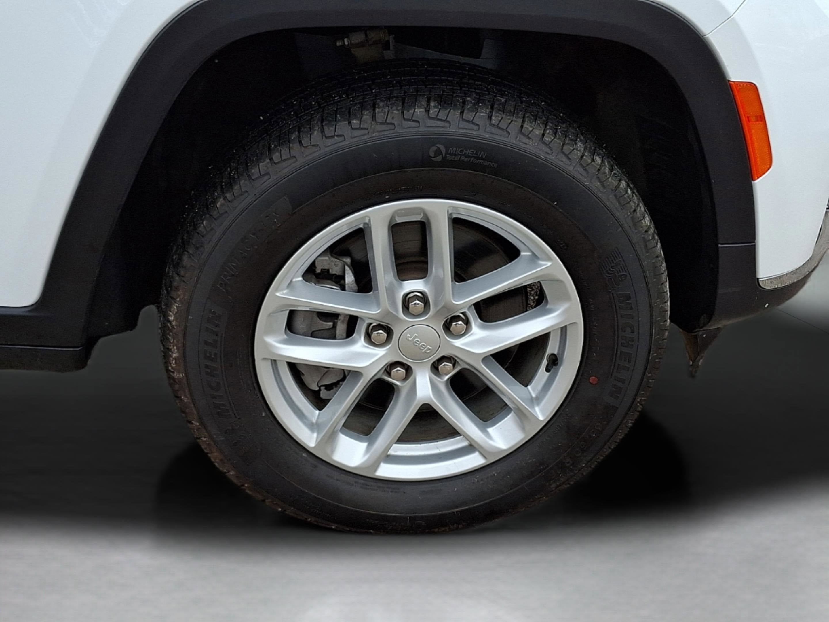 2024 Jeep Grand Cherokee L Laredo X 4x4