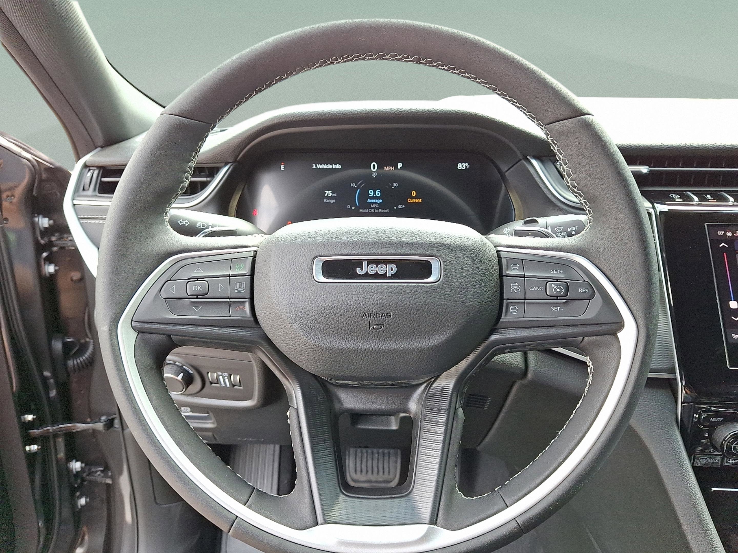 2025 Jeep Grand Cherokee GRAND CHEROKEE L ALTITUDE X 4X4