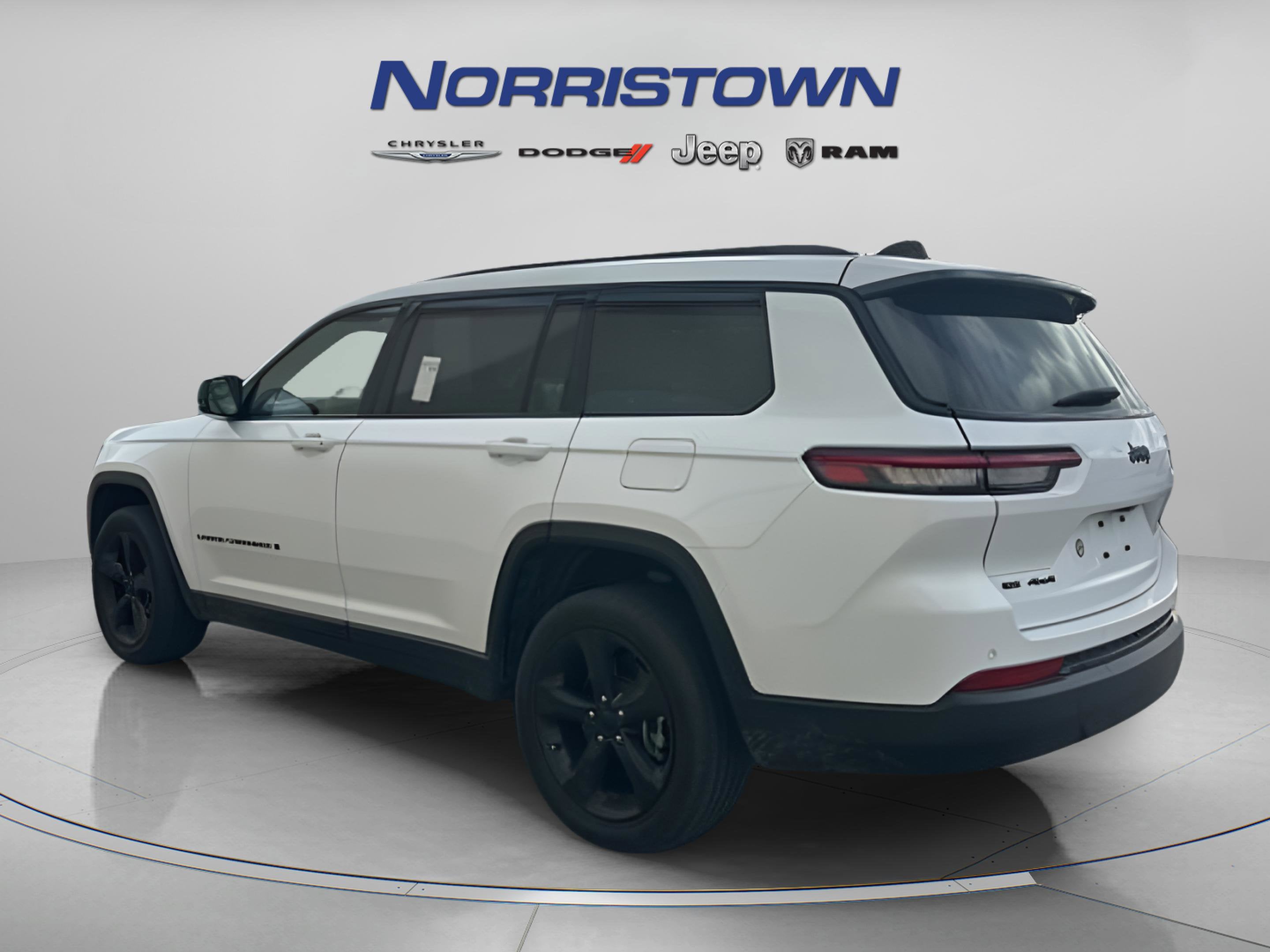 2023 Jeep Grand Cherokee L Altitude 4x4