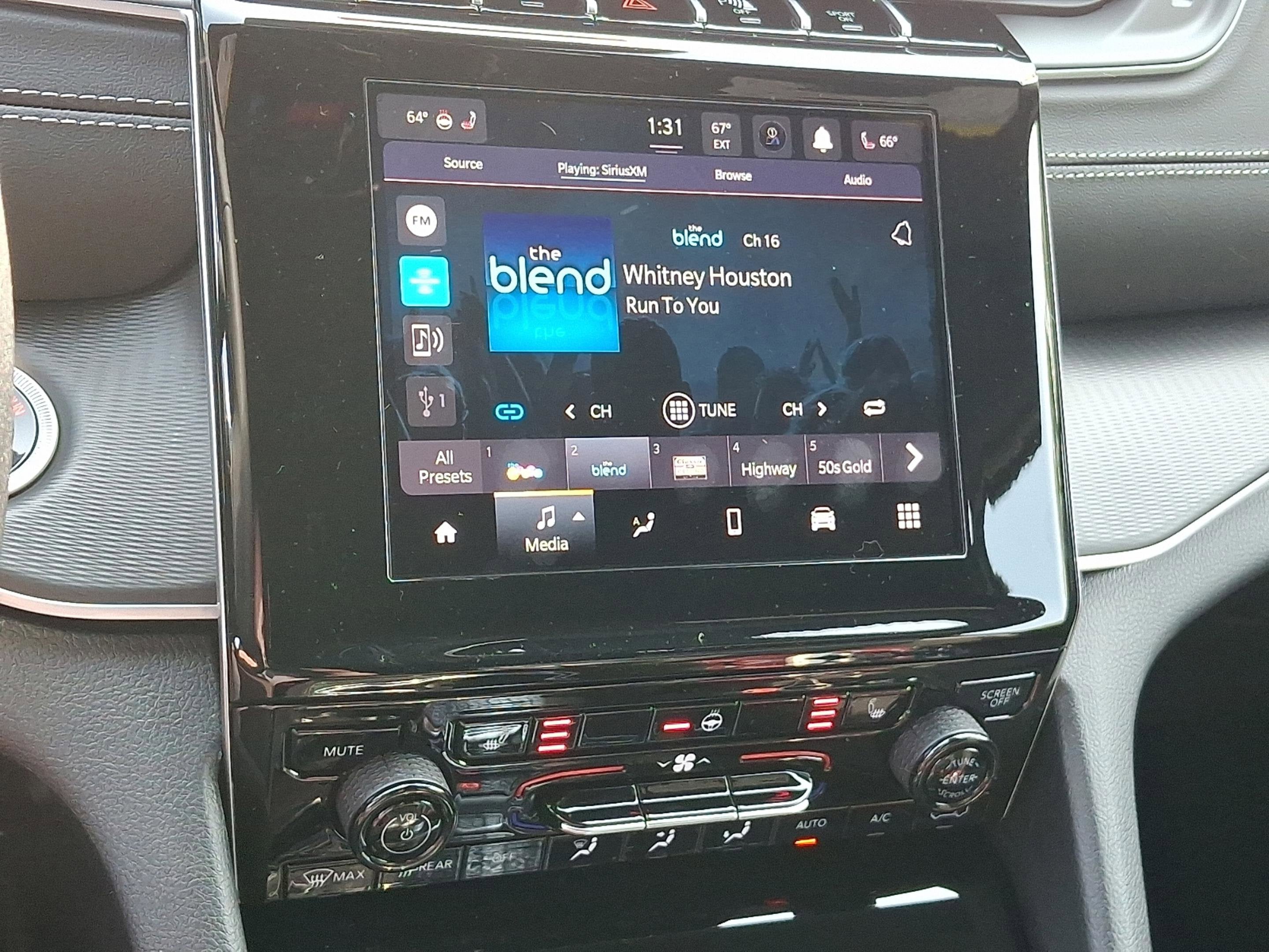 2025 Jeep Grand Cherokee GRAND CHEROKEE L ALTITUDE X 4X4