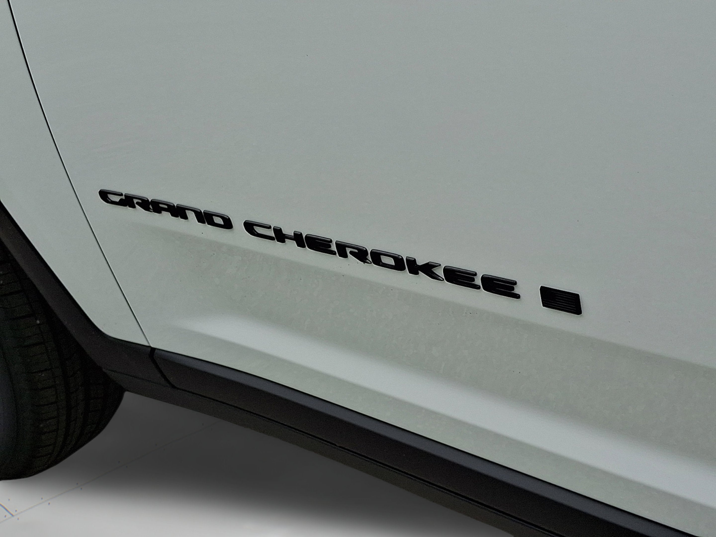 2026 Jeep Grand Cherokee GRAND CHEROKEE L LAREDO ALTITUDE 4X4