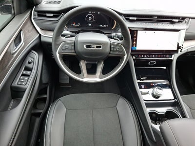 2026 Jeep Grand Cherokee GRAND CHEROKEE L LAREDO ALTITUDE 4X4