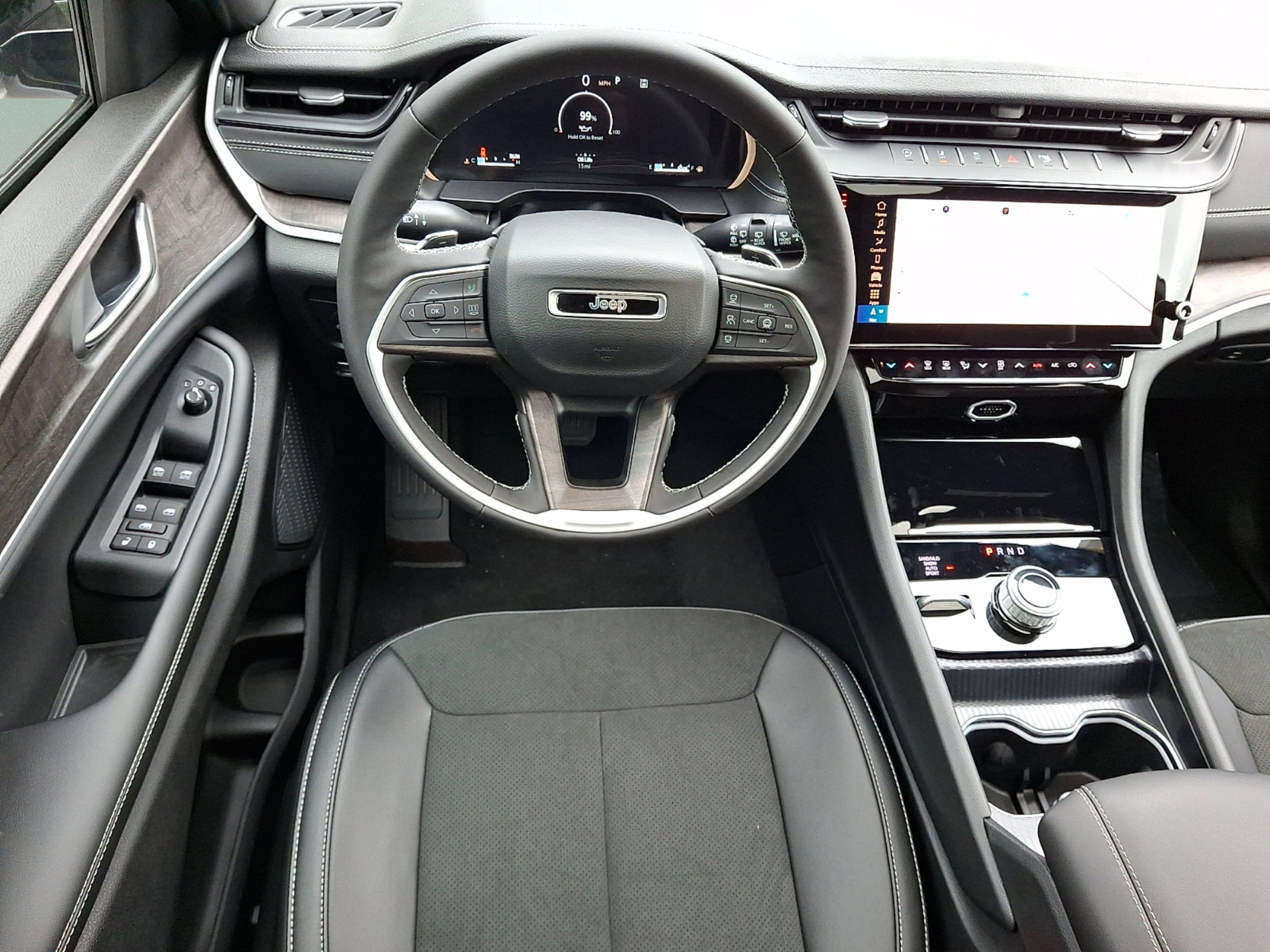 2026 Jeep Grand Cherokee GRAND CHEROKEE L LAREDO ALTITUDE 4X4
