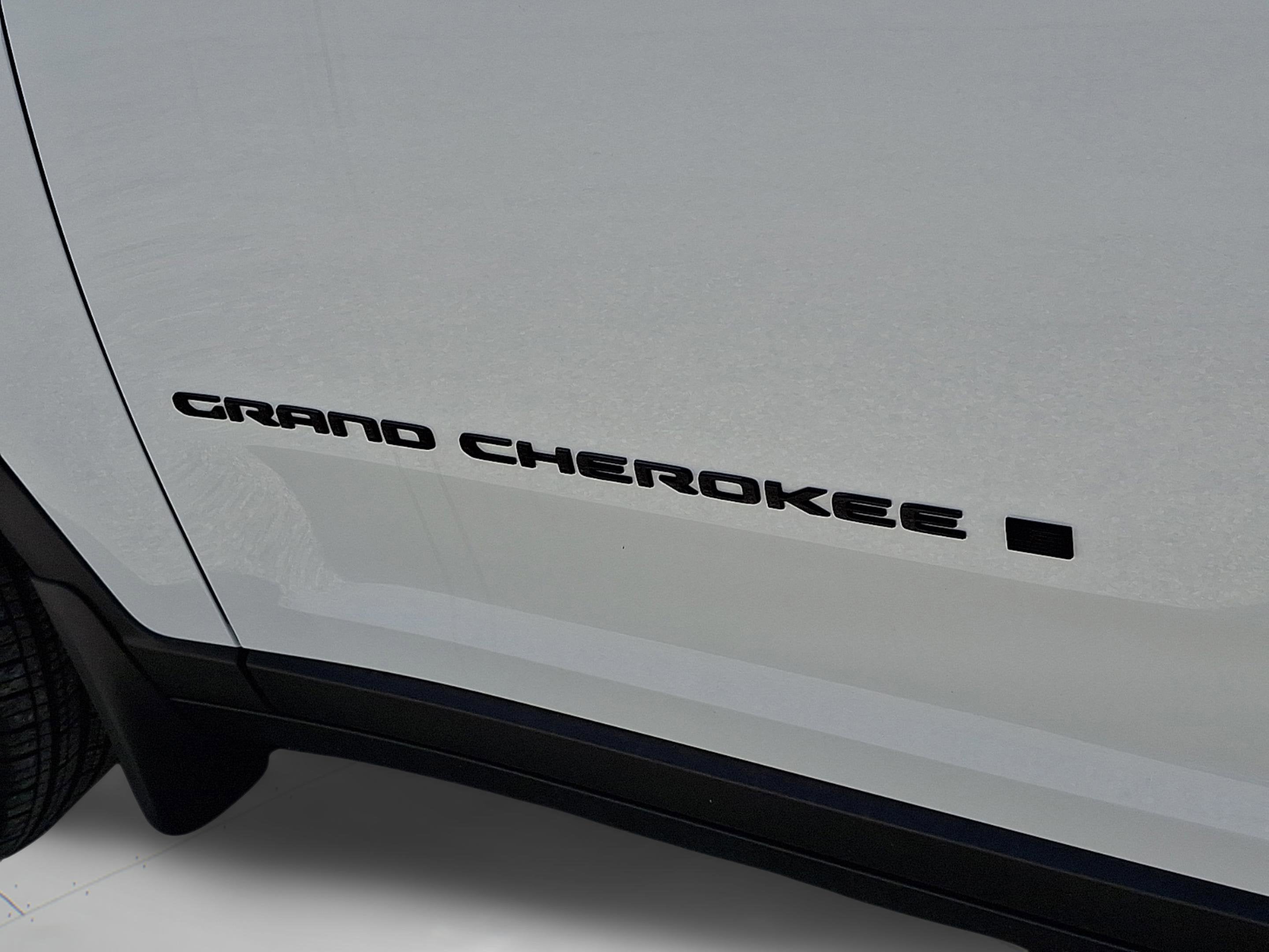 2026 Jeep Grand Cherokee GRAND CHEROKEE L LAREDO ALTITUDE 4X4