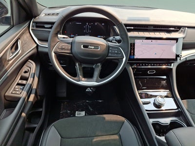 2026 Jeep Grand Cherokee GRAND CHEROKEE L LAREDO ALTITUDE 4X4