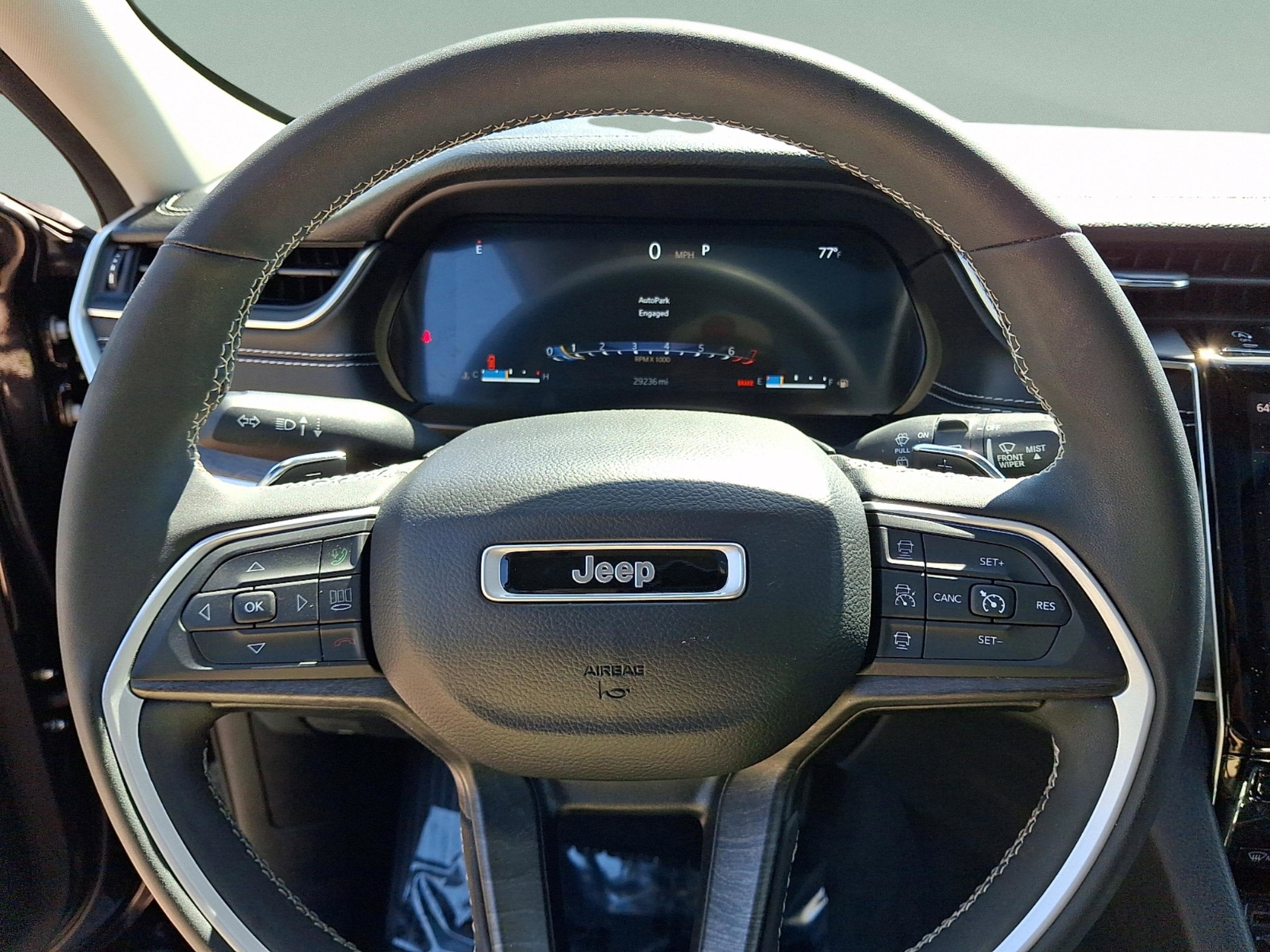2023 Jeep Grand Cherokee L Limited 4x4