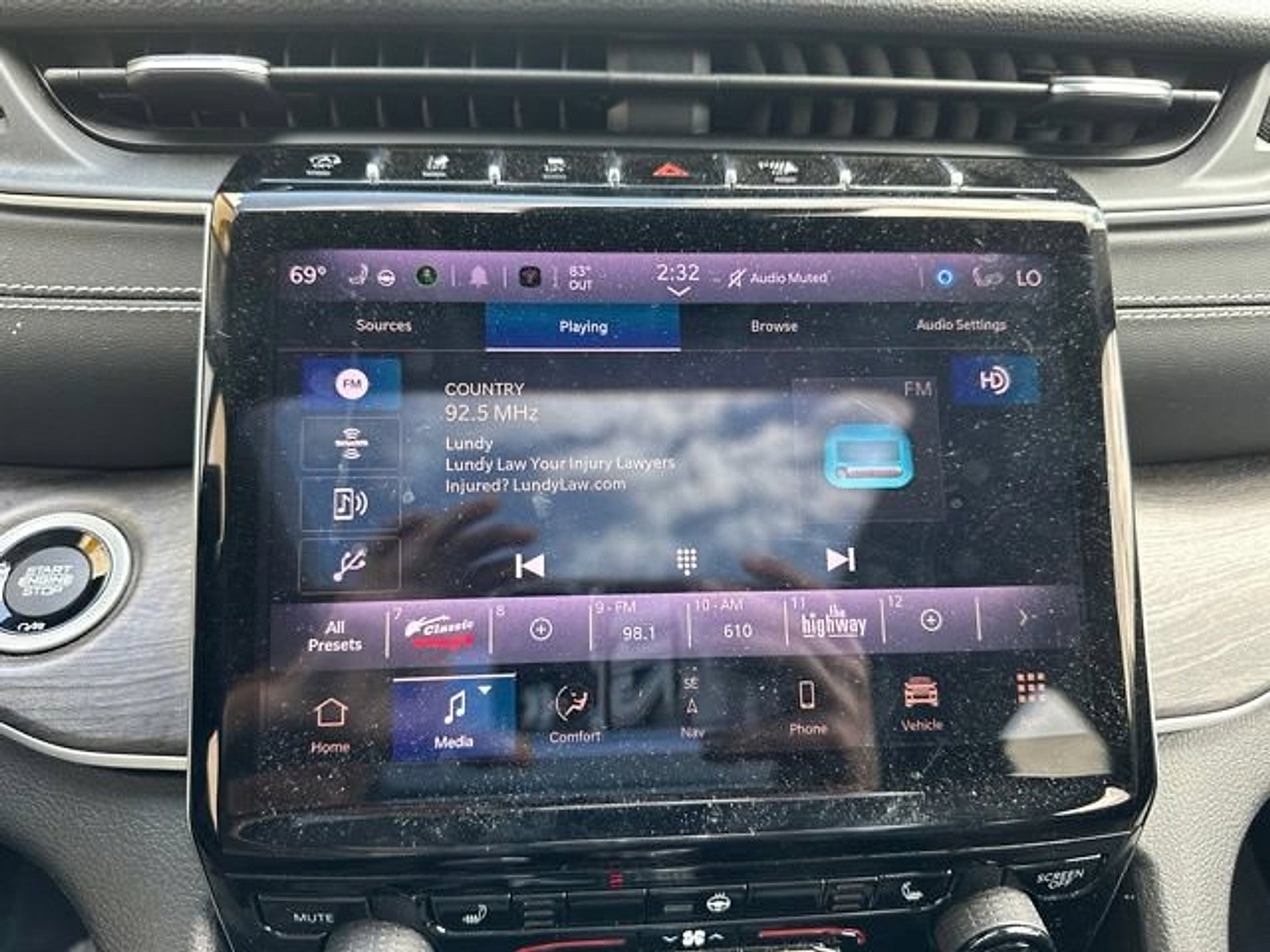 2023 Jeep Grand Cherokee L Limited 4x4