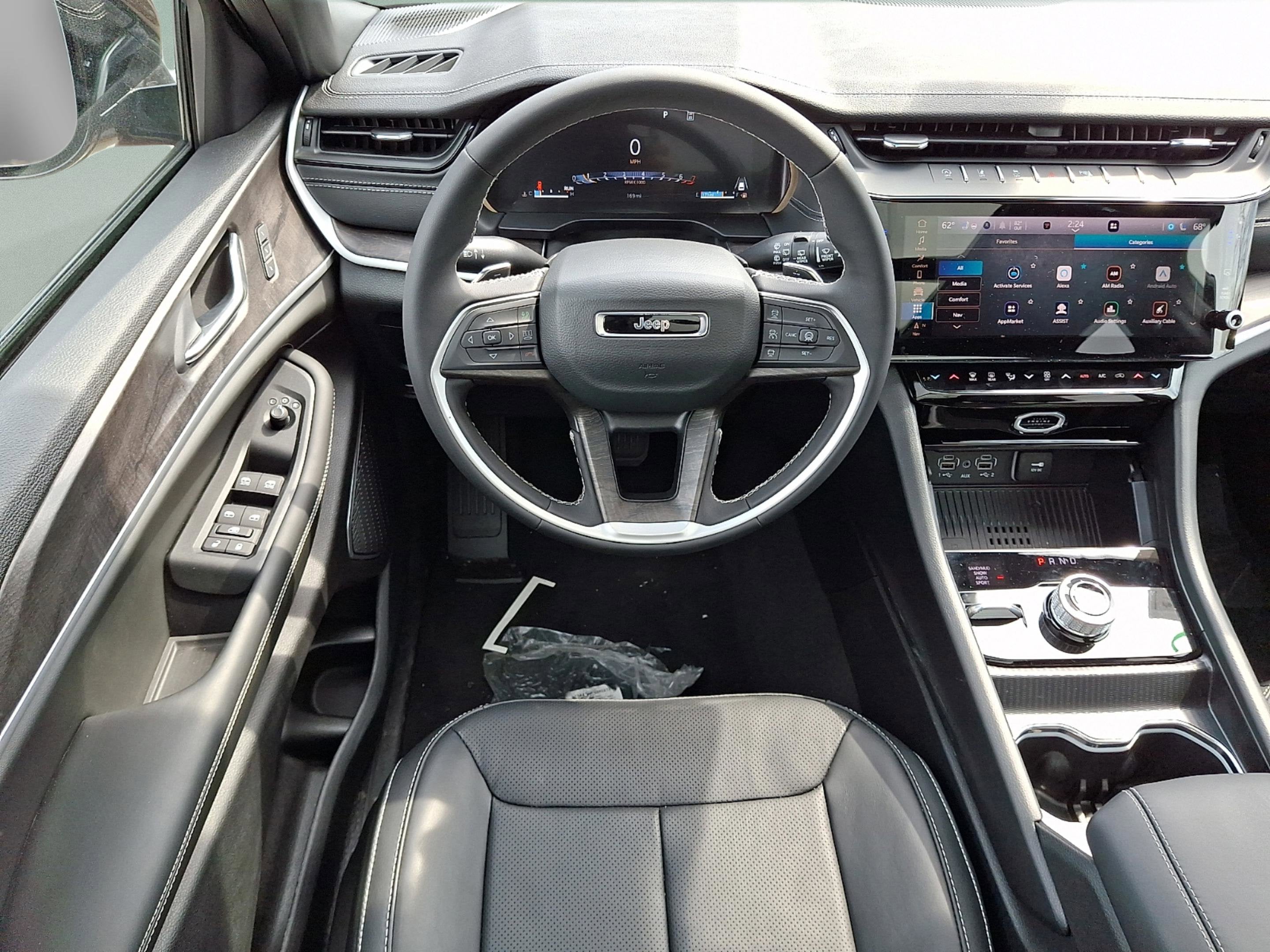 2026 Jeep Grand Cherokee GRAND CHEROKEE L LIMITED RESERVE 4X4