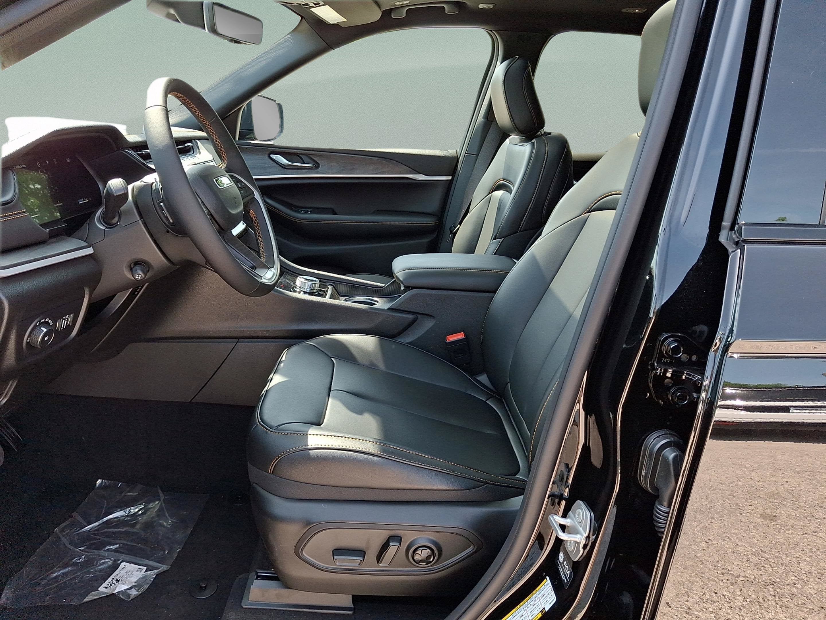 2026 Jeep Grand Cherokee GRAND CHEROKEE L 85TH ANNIVERSARY EDITION 4X4