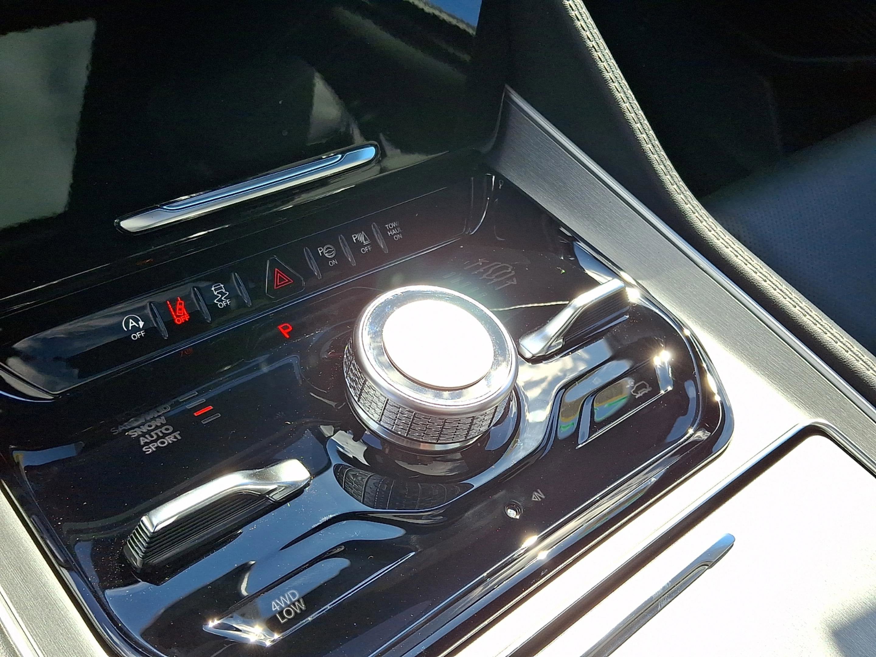 2026 Jeep Grand Wagoneer GRAND WAGONEER UPLAND 4X4