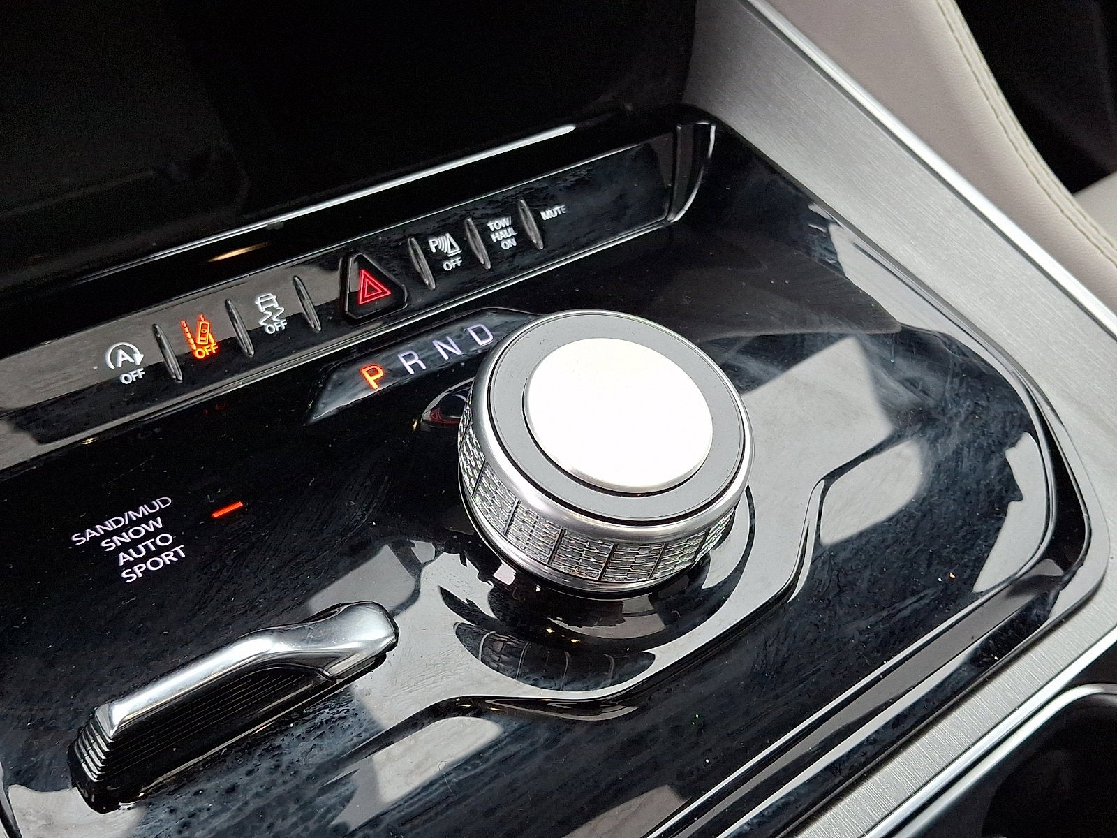 2025 Jeep Wagoneer 4x4