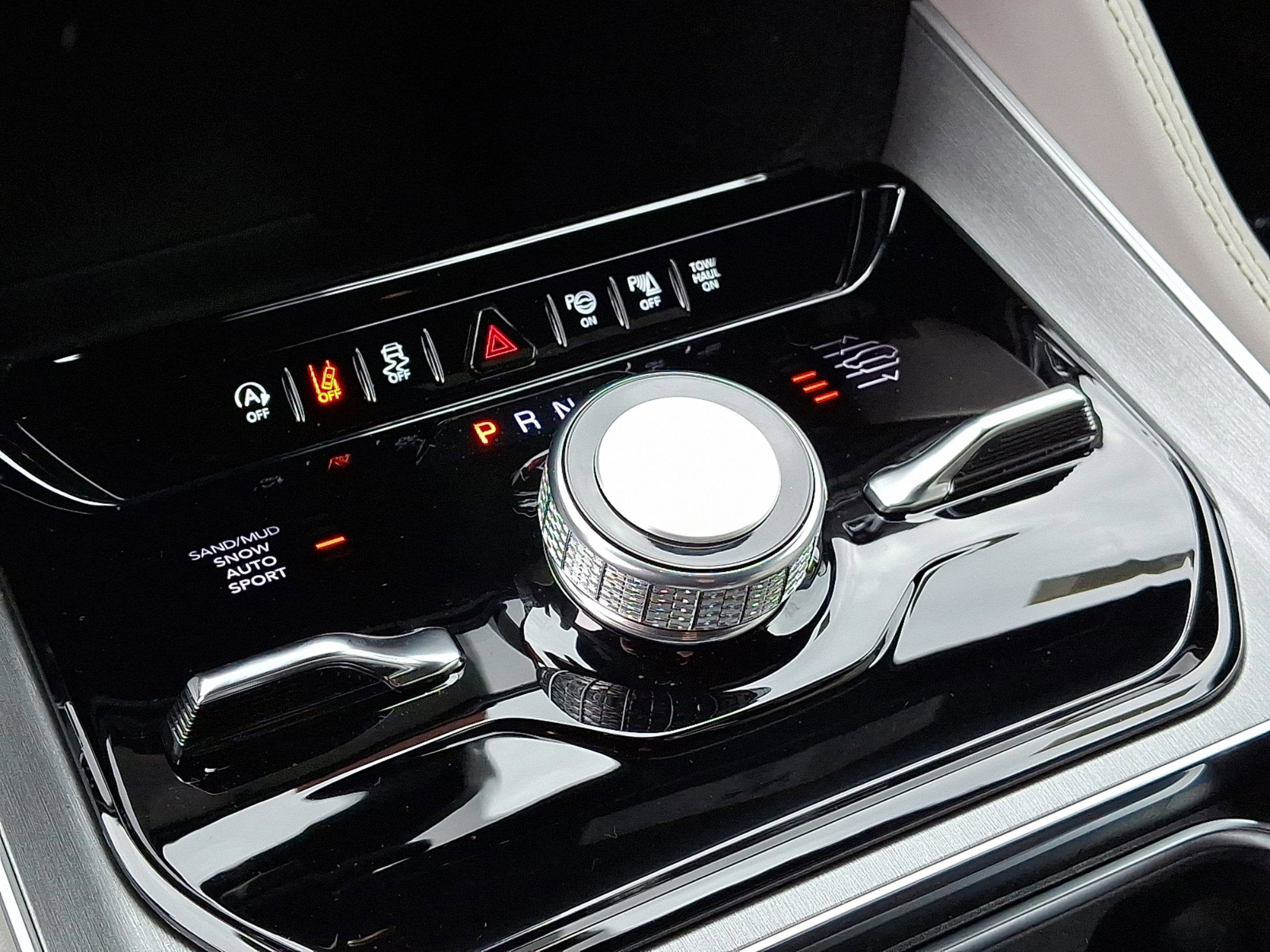 2025 Jeep Wagoneer WAGONEER LIMITED 4X4