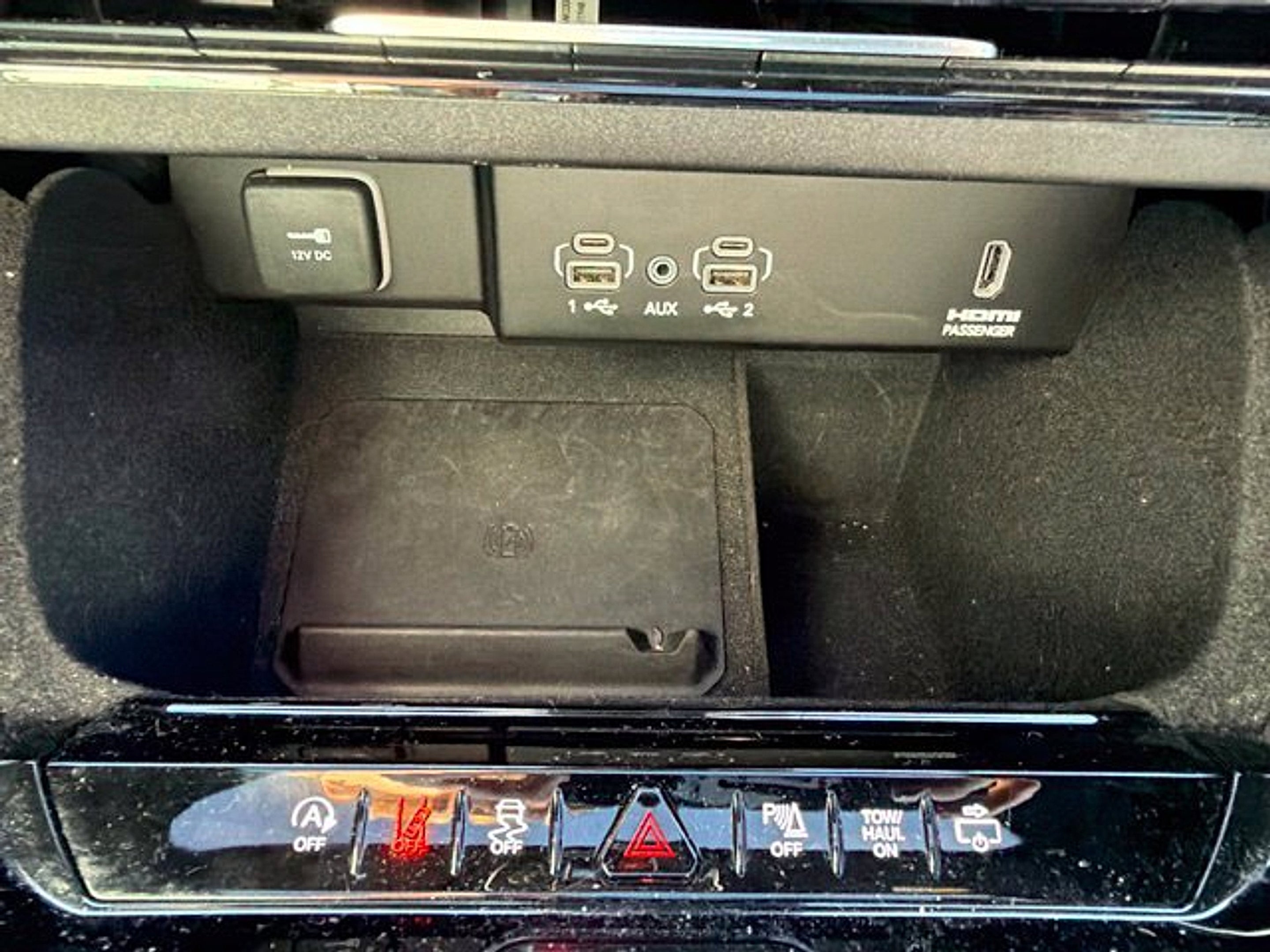 2023 Jeep Wagoneer Series II Carbide 4x4