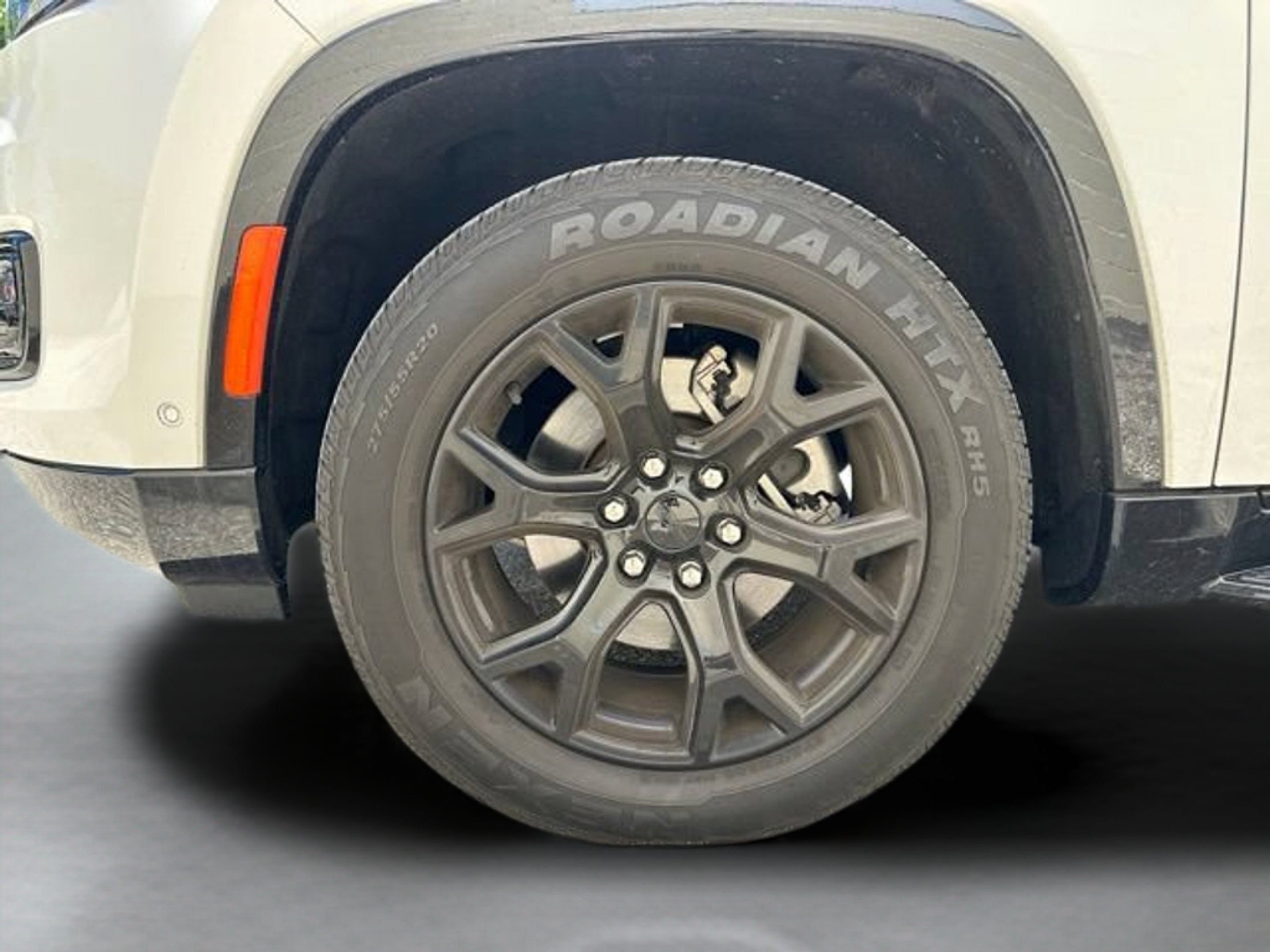 2023 Jeep Wagoneer Series II Carbide 4x4