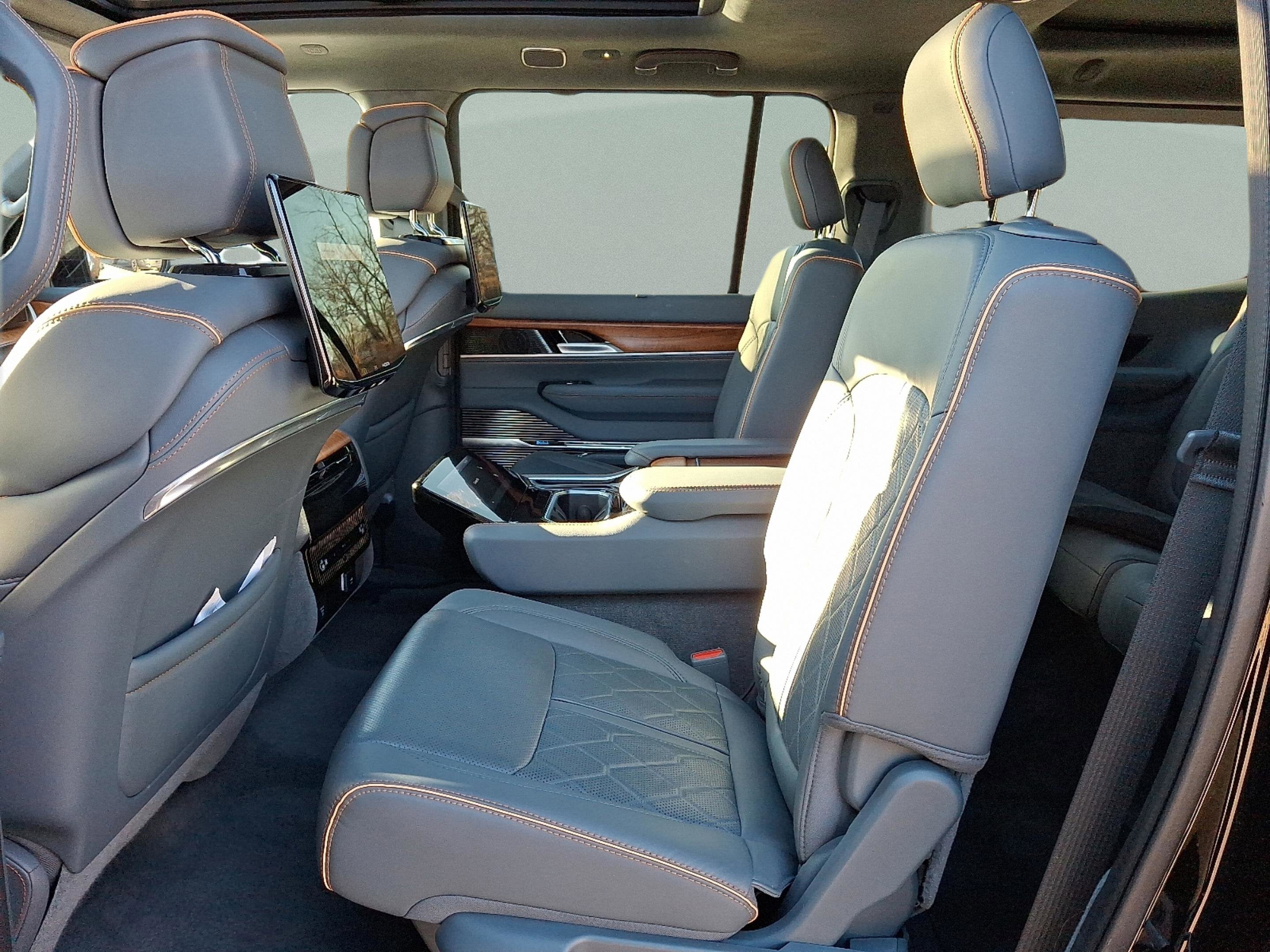 2024 Jeep Grand Wagoneer Series III 4x4