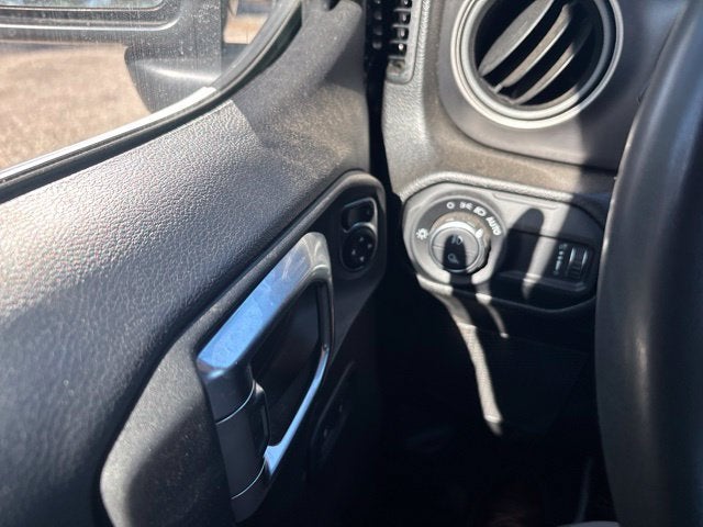 2023 Jeep Gladiator Willys 4x4