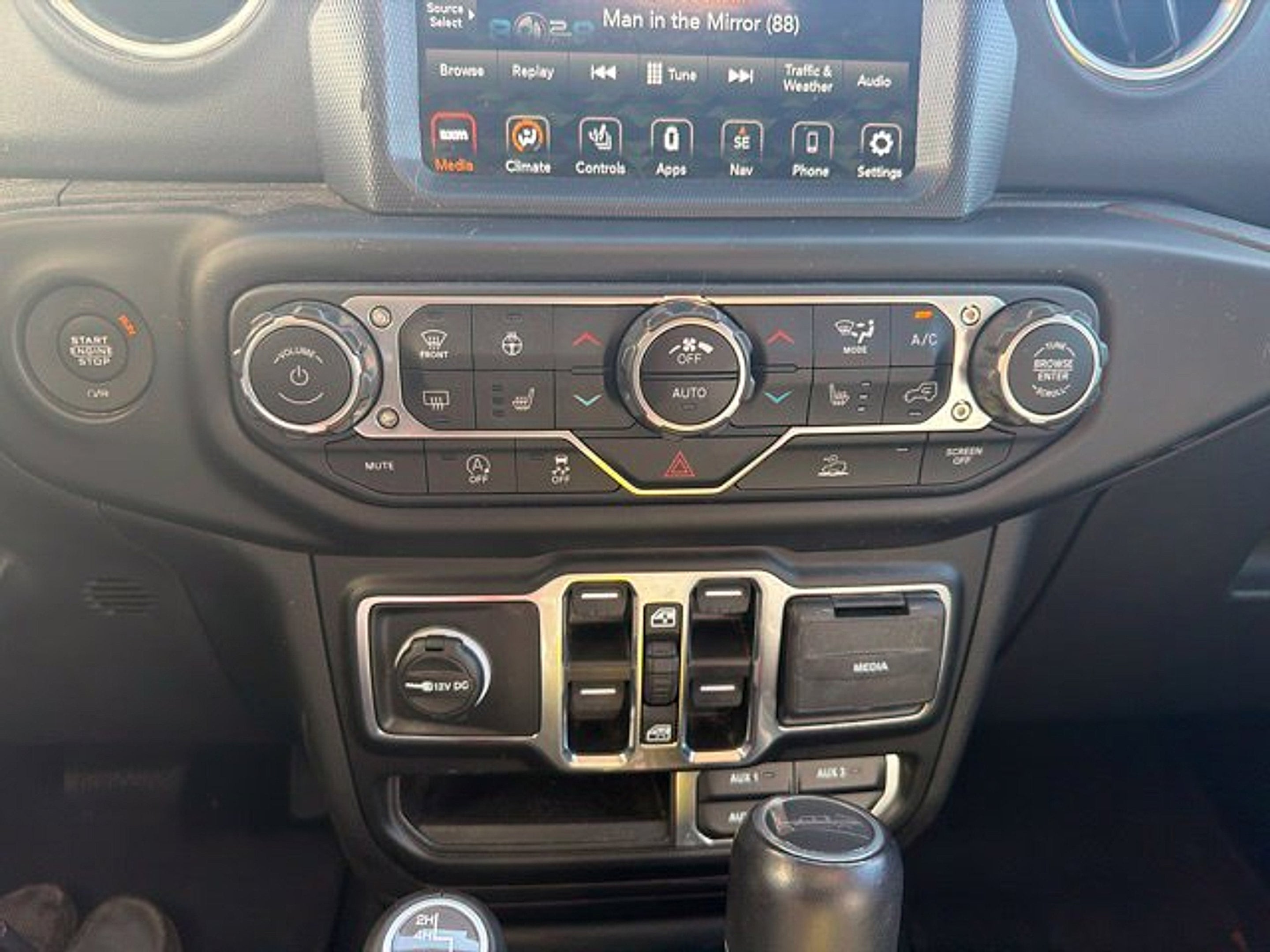 2022 Jeep Gladiator Overland 4x4