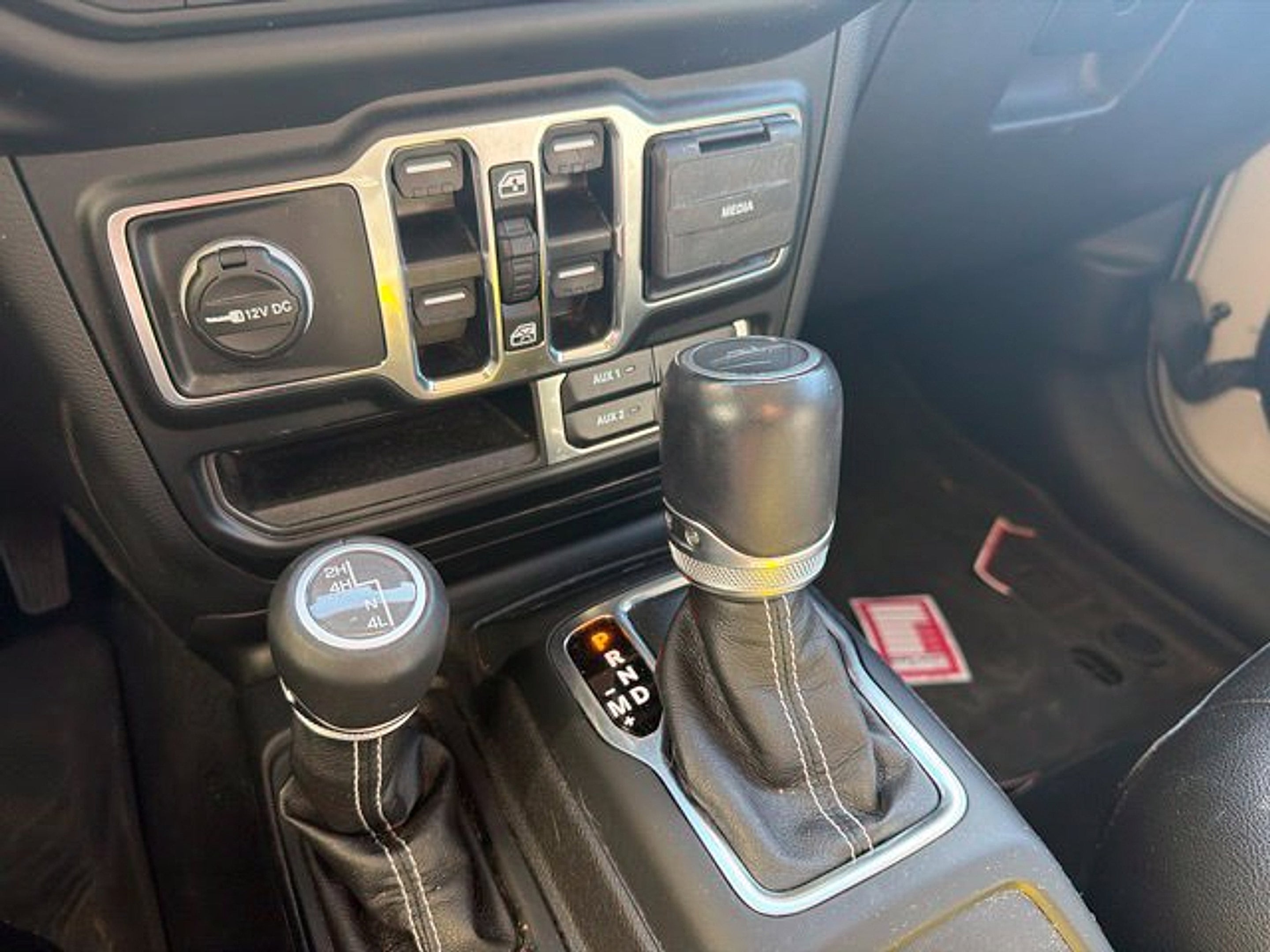 2022 Jeep Gladiator Overland 4x4