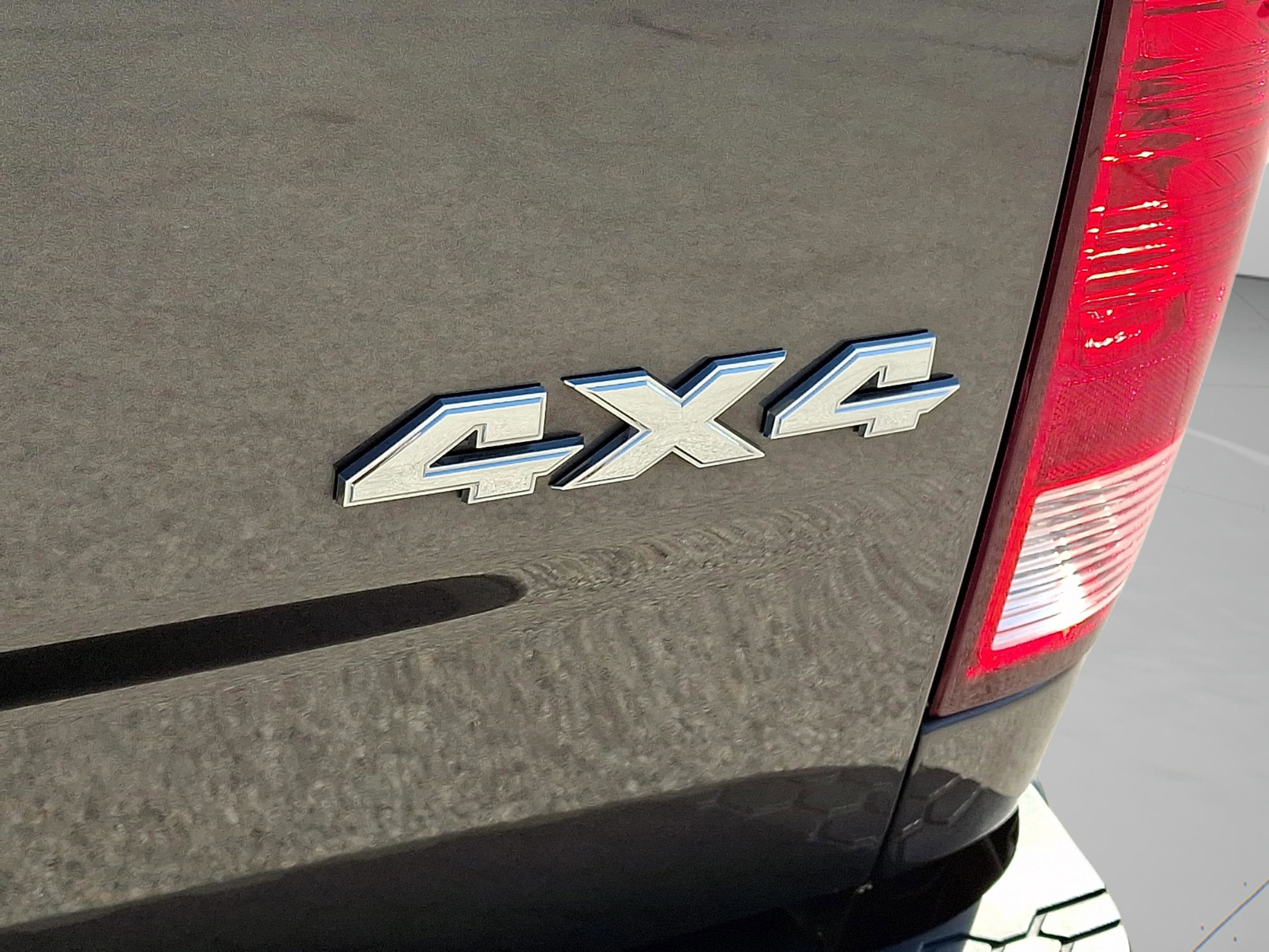 2022 RAM 1500 Classic Express Quad Cab 4x4 6'4' Box