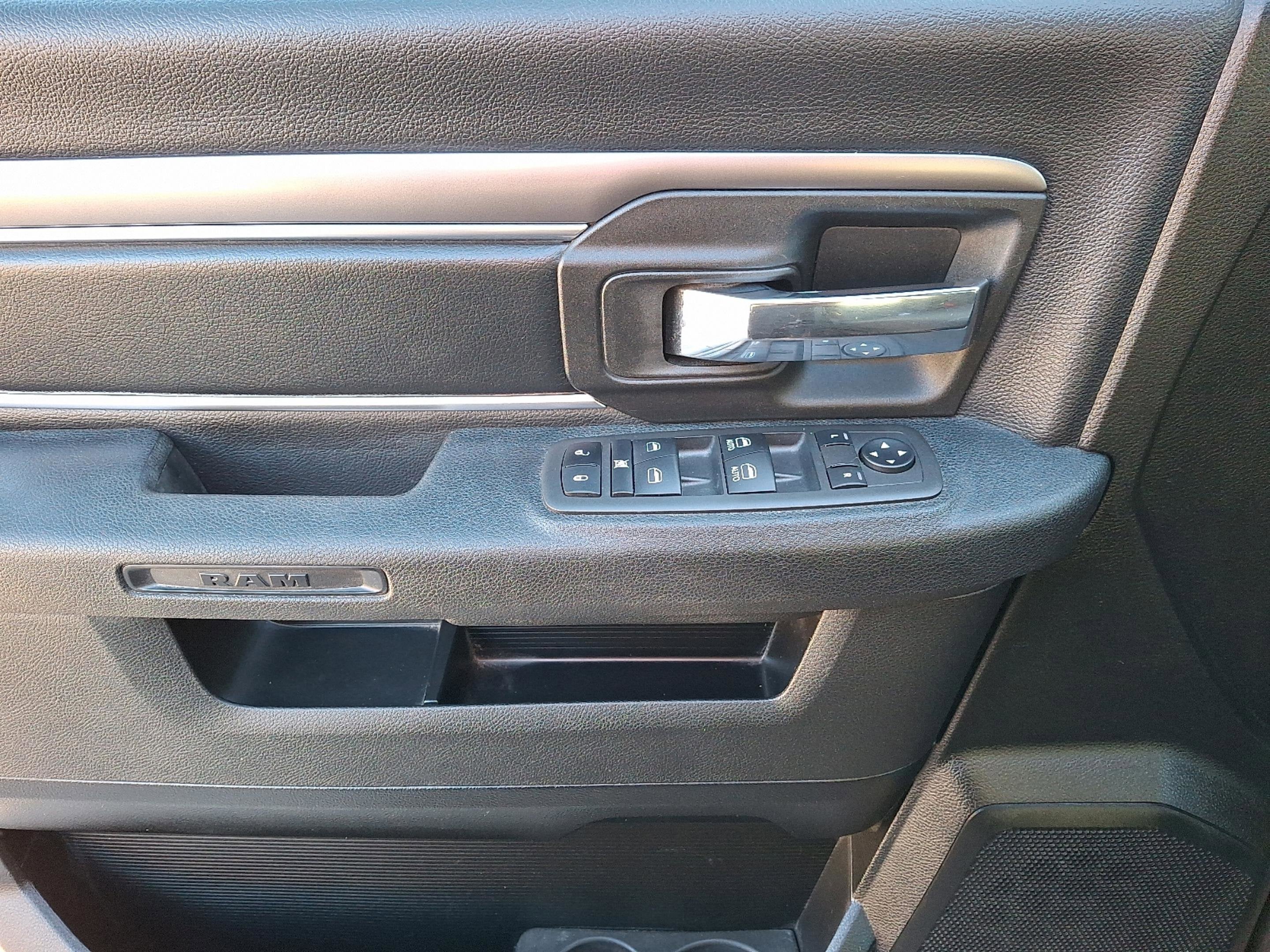 2022 RAM 1500 Classic Warlock Quad Cab 4x4 6'4' Box