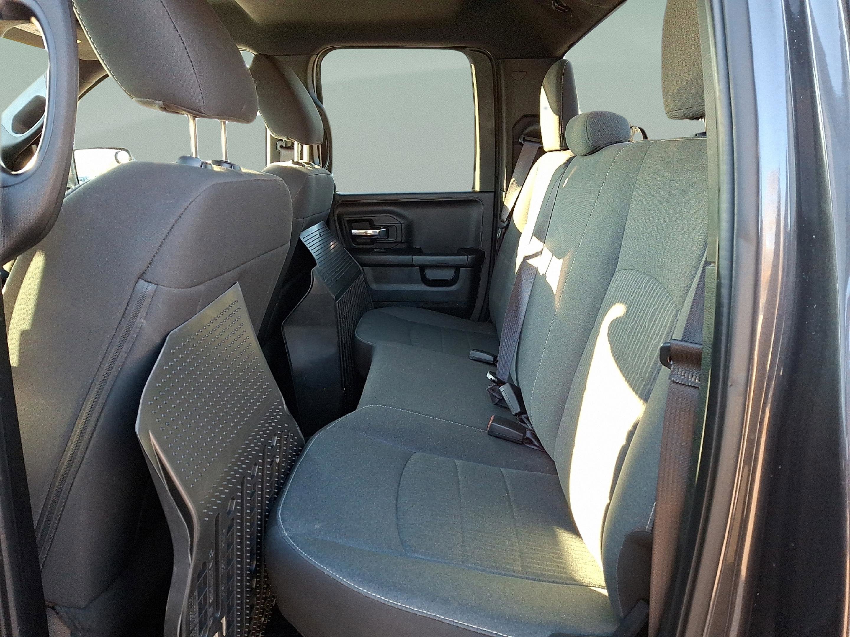 2022 RAM 1500 Classic Warlock Quad Cab 4x4 6'4' Box