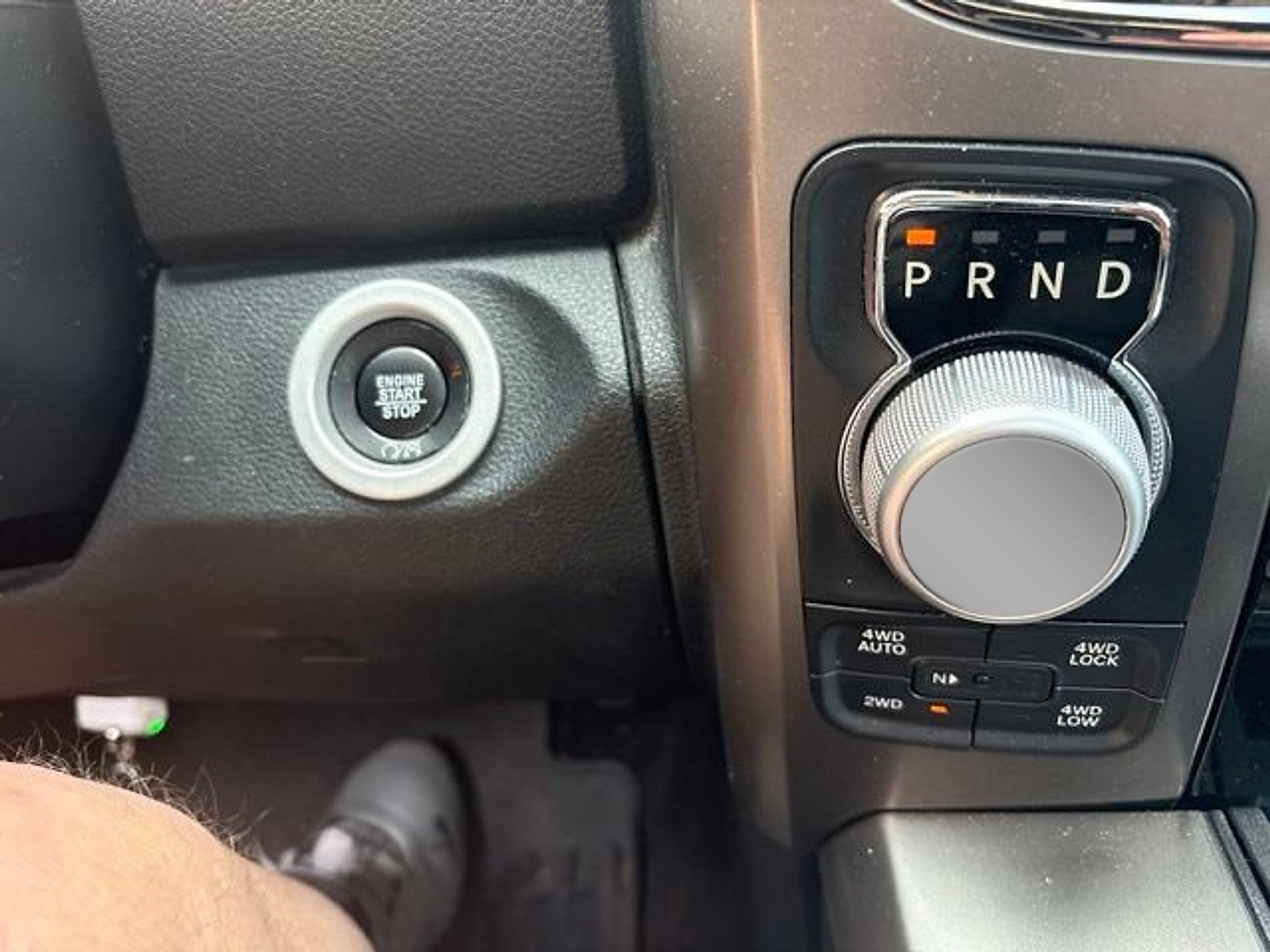 2018 RAM 1500 Night Crew Cab 4x4 5'7' Box