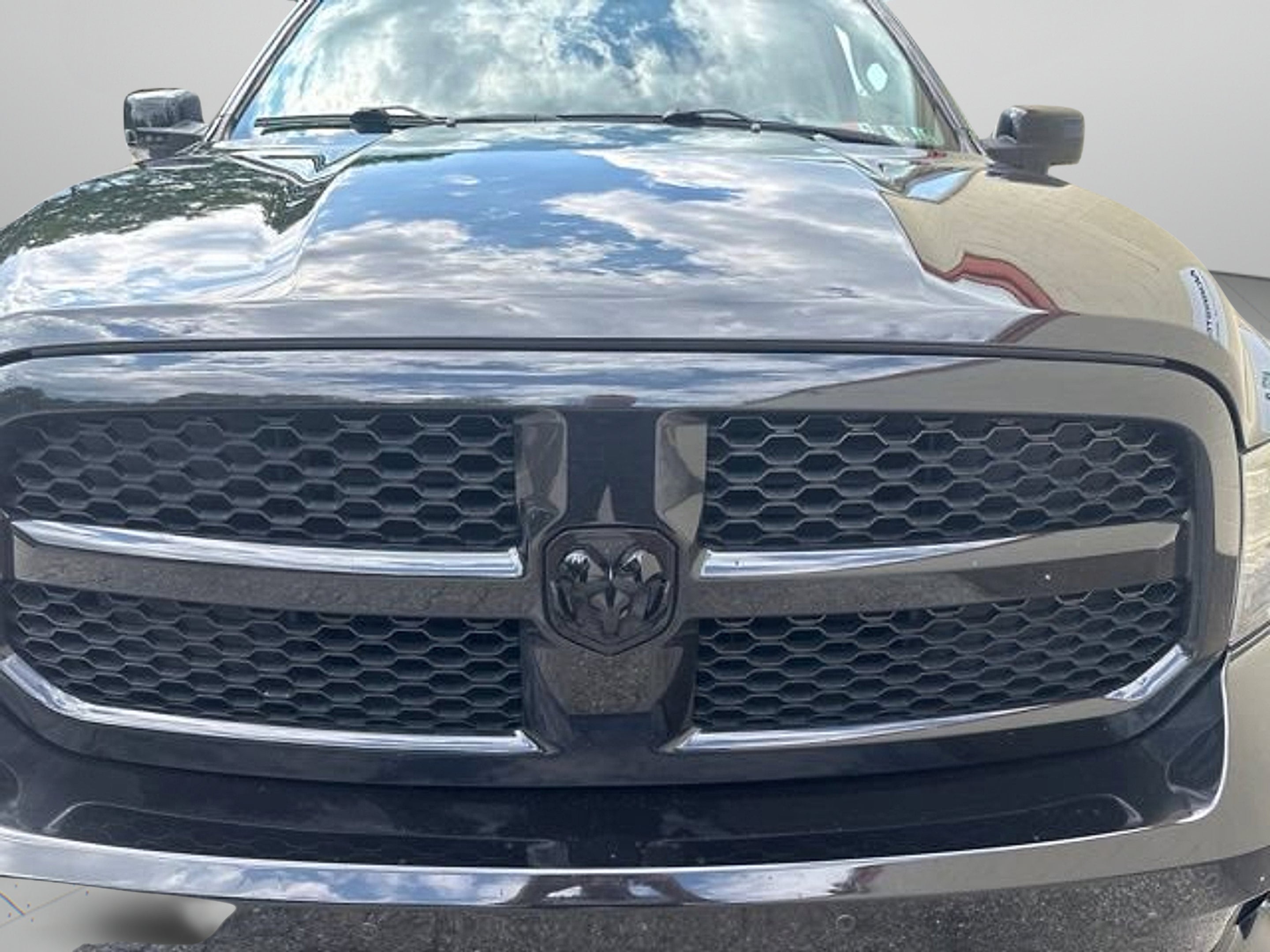 2018 RAM 1500 Night Crew Cab 4x4 5'7' Box