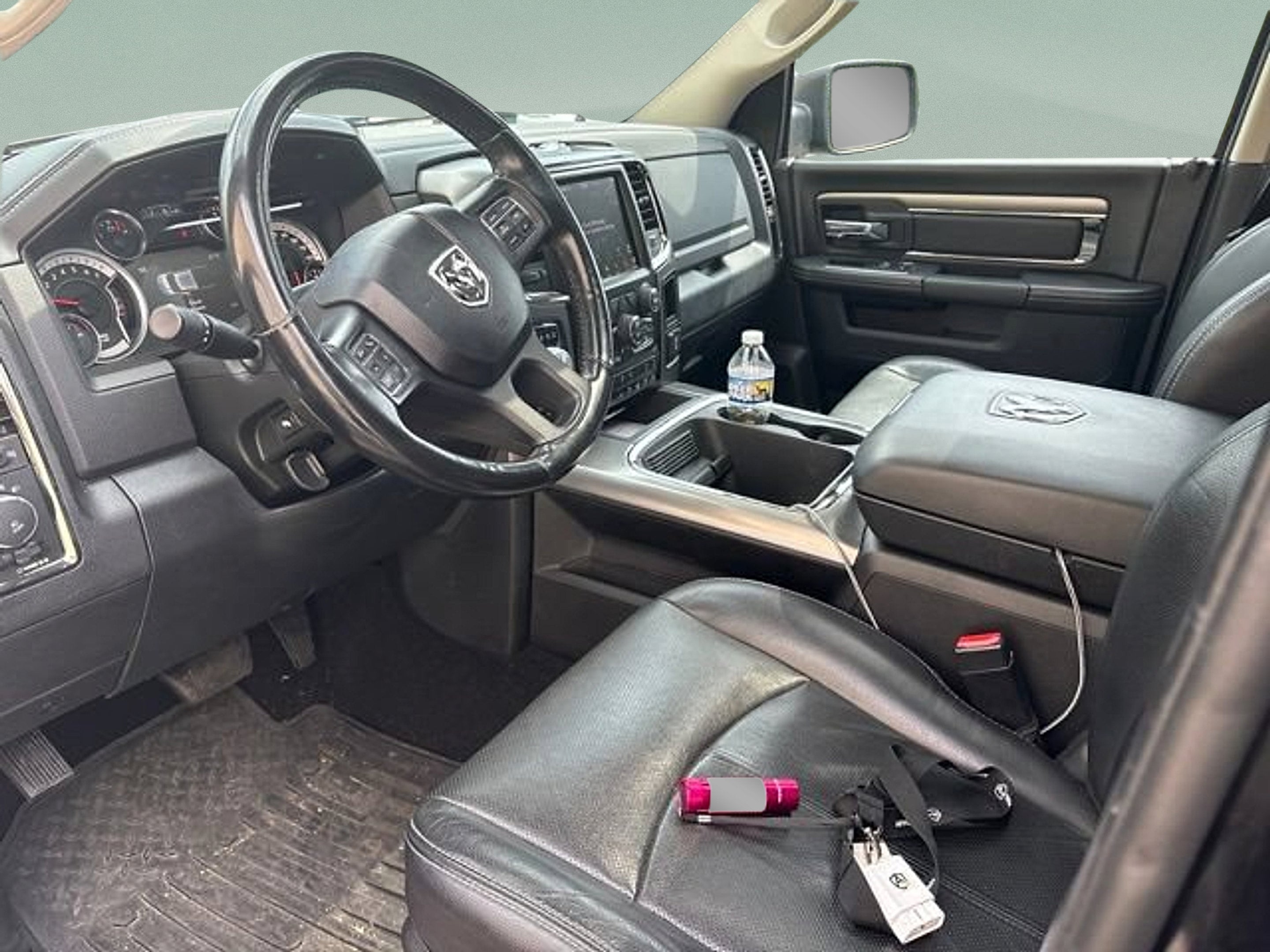 2018 RAM 1500 Night Crew Cab 4x4 5'7' Box