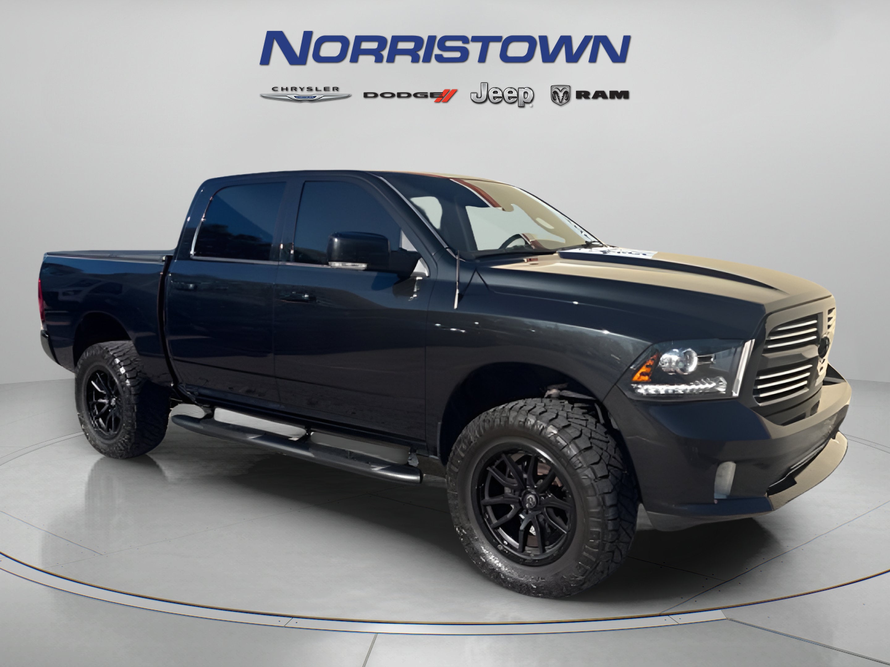 2017 RAM 1500 Sport Crew Cab 4x4 5'7' Box