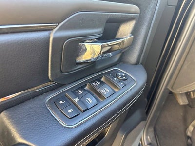 2017 RAM 1500 Sport Crew Cab 4x4 5'7' Box