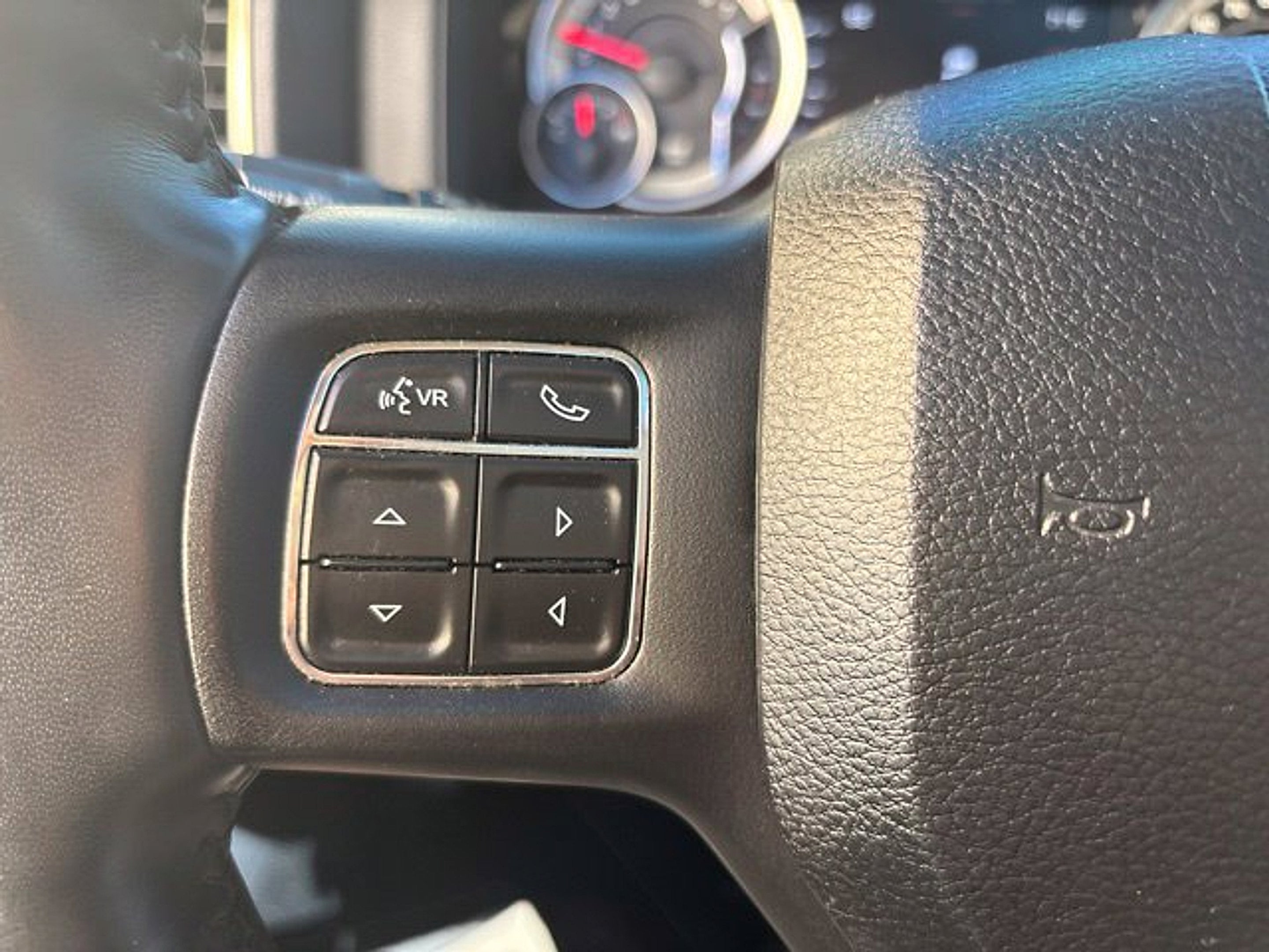 2017 RAM 1500 Sport Crew Cab 4x4 5'7' Box