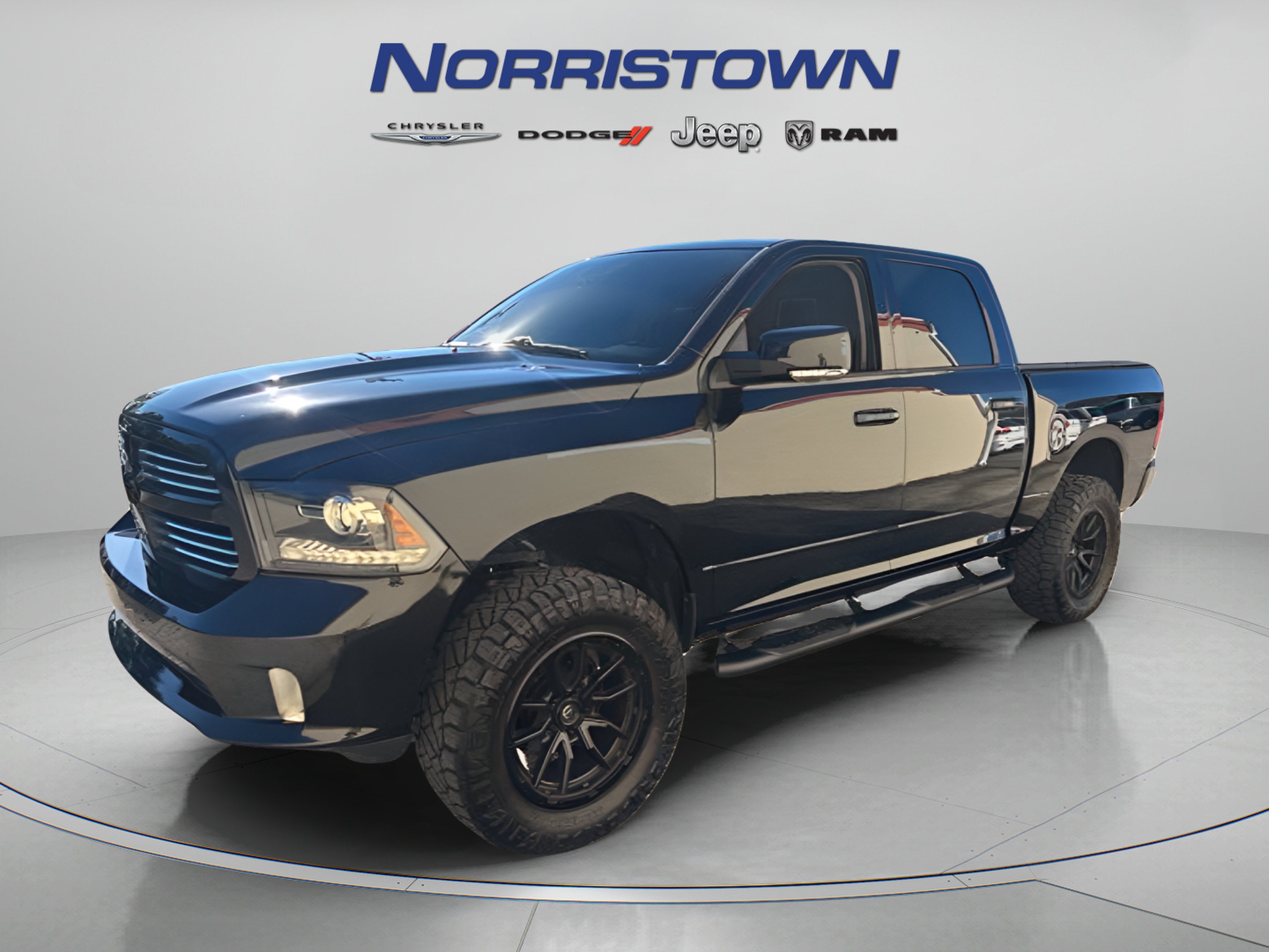 2017 RAM 1500 Sport Crew Cab 4x4 5'7' Box