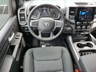 2026 RAM Ram 1500 RAM 1500 EXPRESS QUAD CAB 4X4 6'4' BOX