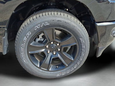 2023 RAM 1500 Big Horn Crew Cab 4x4 5'7' Box