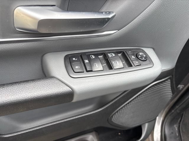 2020 RAM 1500 Big Horn Quad Cab 4x4 6'4' Box