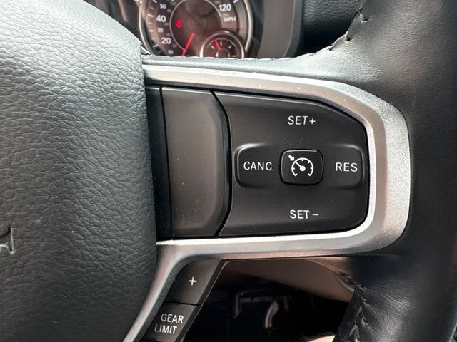 2020 RAM 1500 Big Horn Quad Cab 4x4 6'4' Box