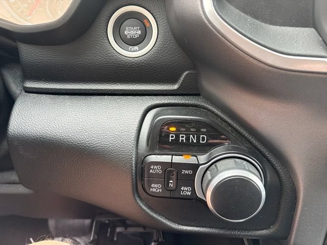 2020 RAM 1500 Big Horn Quad Cab 4x4 6'4' Box
