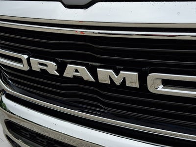 2020 RAM 1500 Big Horn Quad Cab 4x4 6'4' Box
