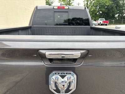 2020 RAM 1500 Big Horn Quad Cab 4x4 6'4' Box