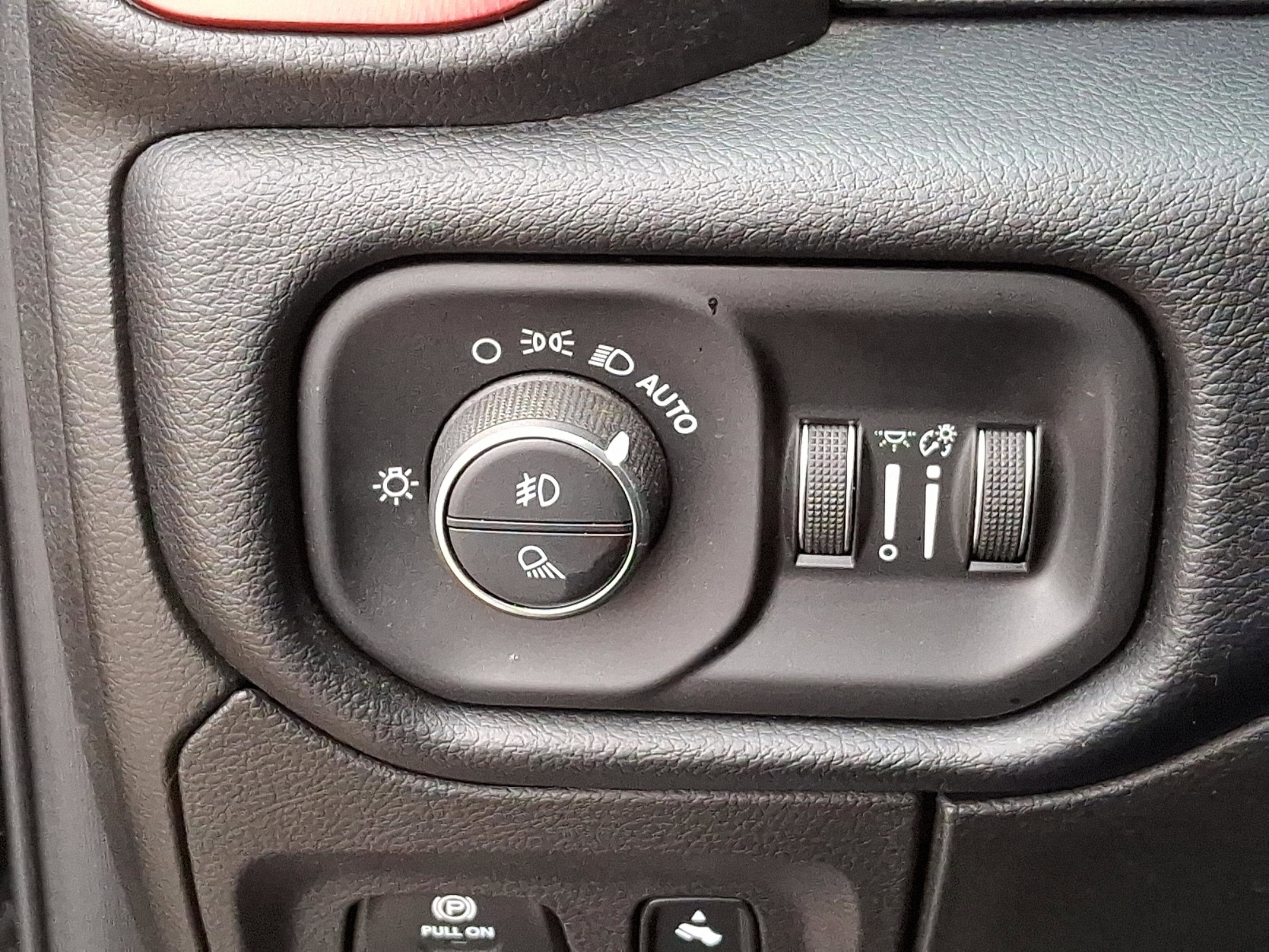 2019 RAM 1500 Rebel Quad Cab 4x4 6'4' Box